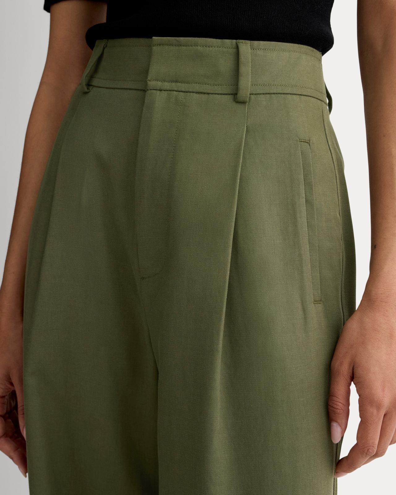 The Draper Pleated Pant in Buttersmooth Product Image