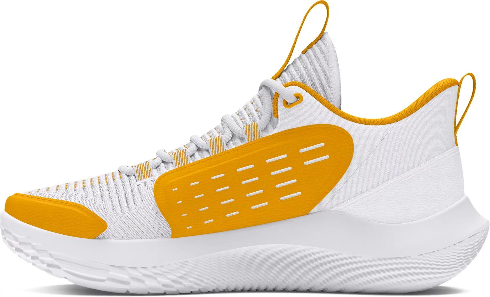 Women's UA Breakthru 5 Basketball Shoes Product Image