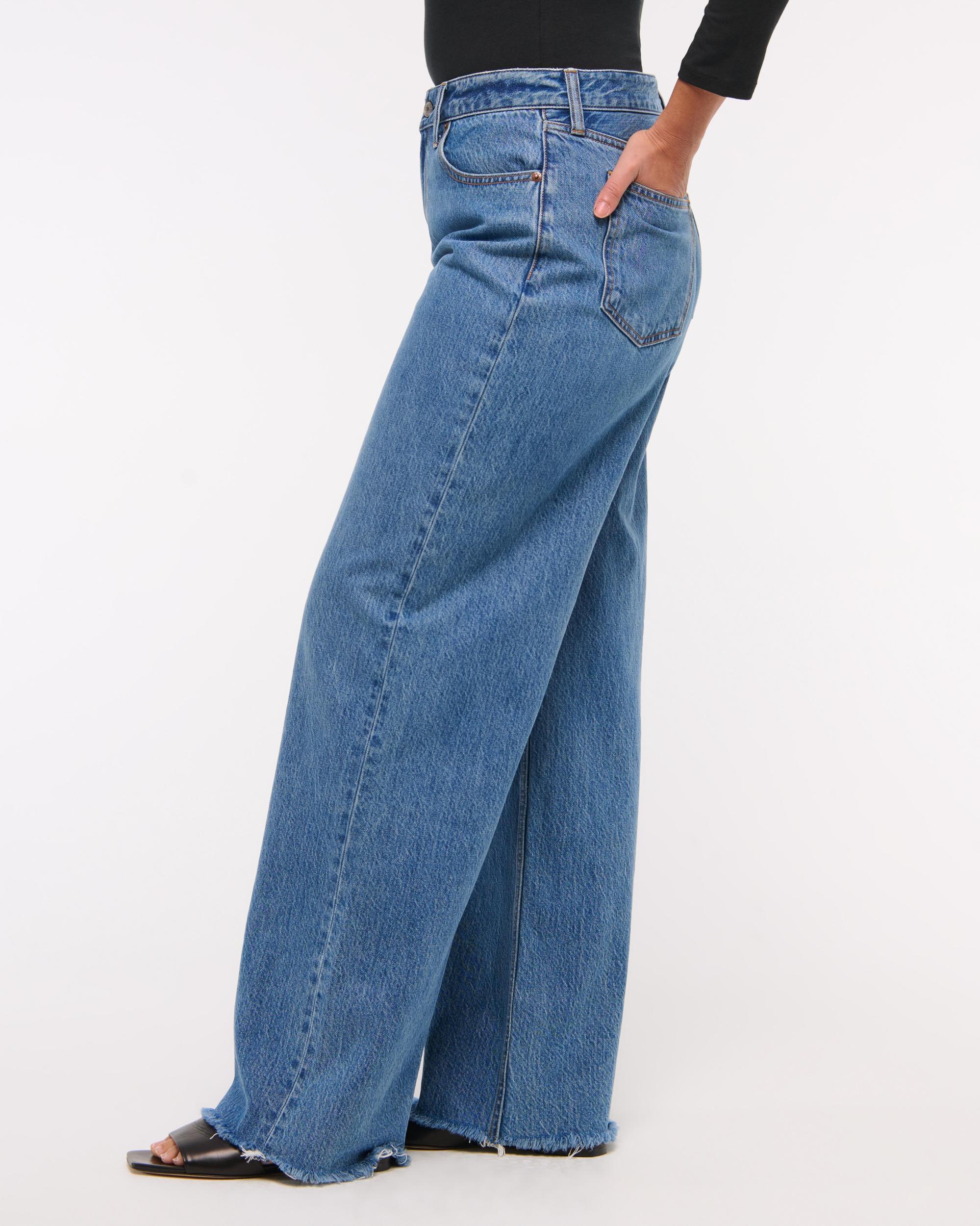 Curve Love High Rise Wide Leg Jean Product Image