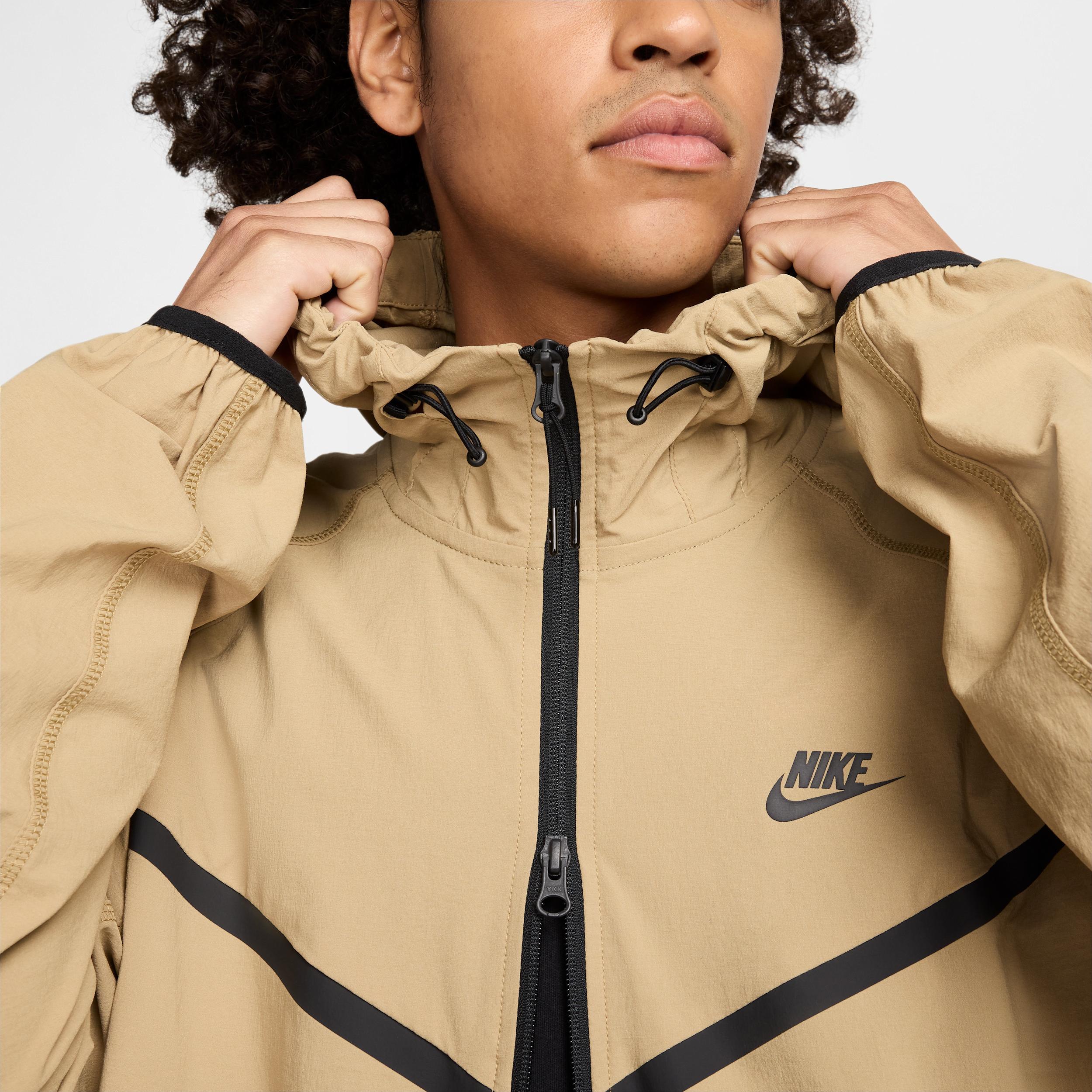 Nike Men's Tech Woven Jacket Product Image
