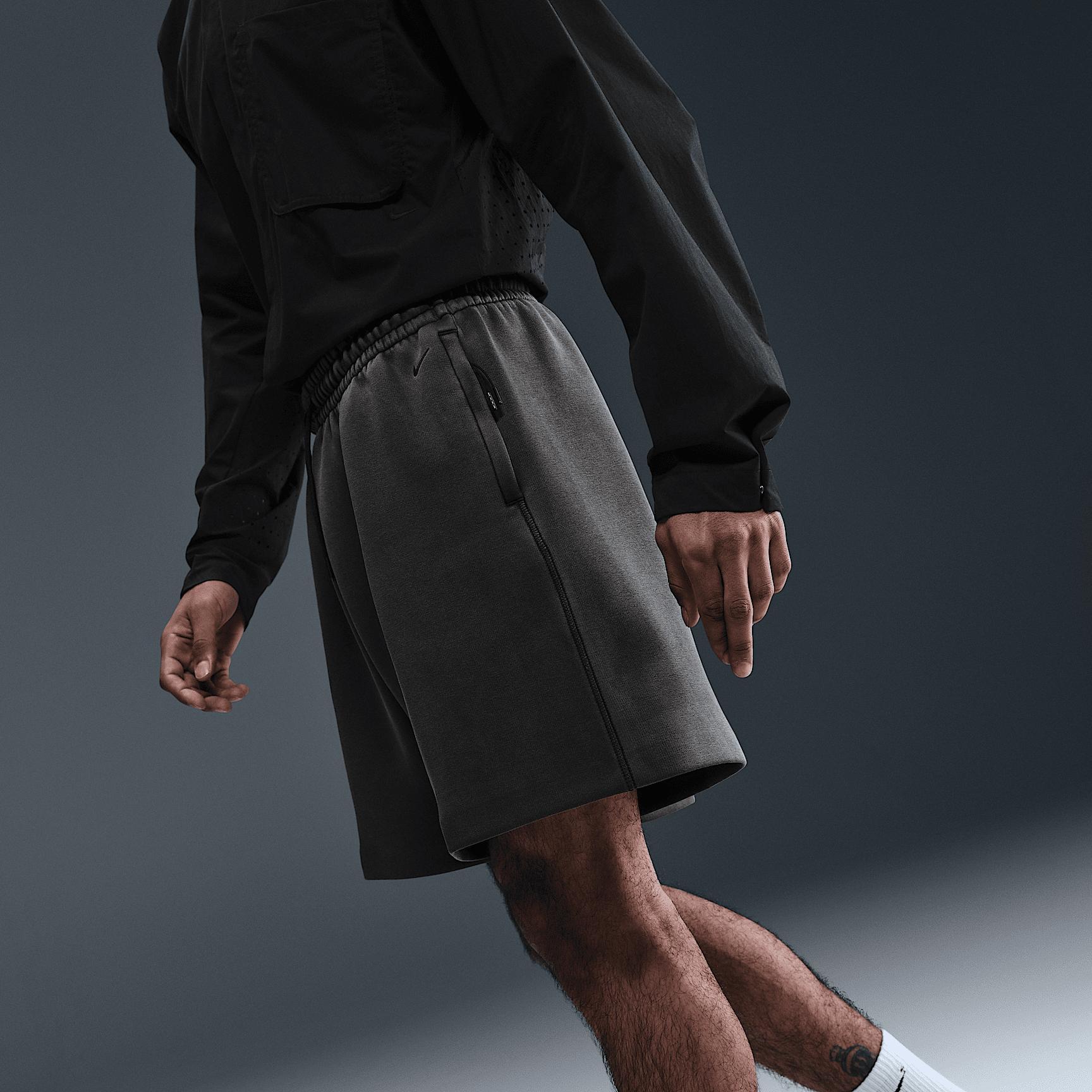 Nike Tech Men's Fleece Shorts Product Image