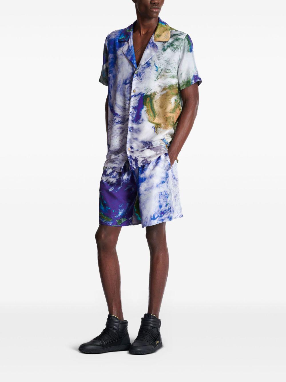 Earth-print shirt  Product Image
