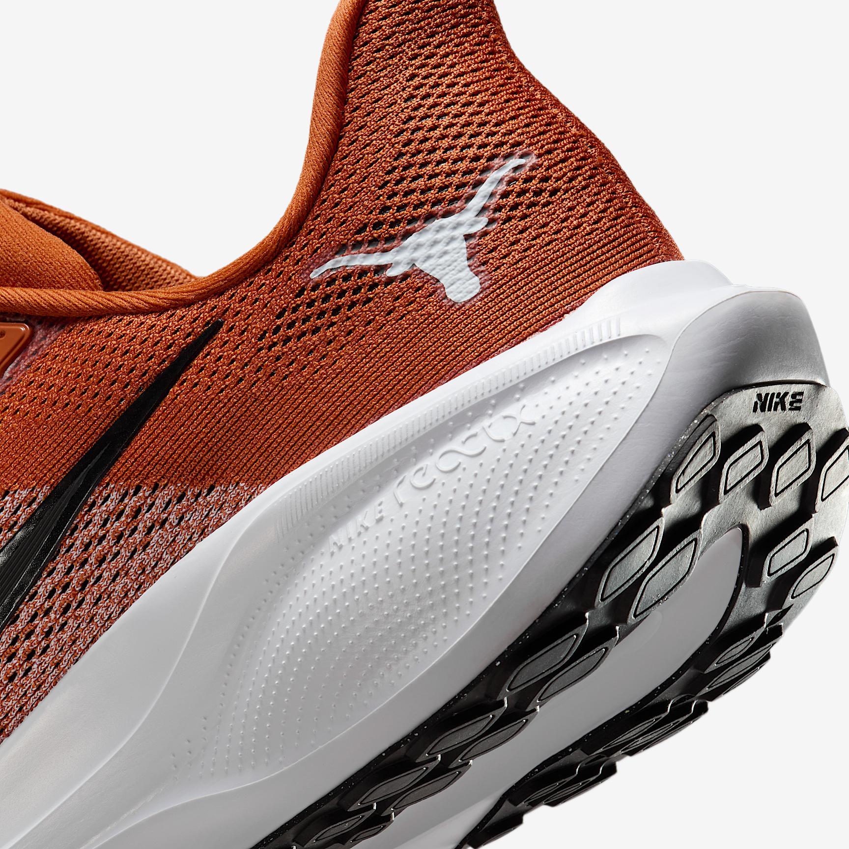 Texas Pegasus 41 Nike Men's College Road Running Shoes Product Image