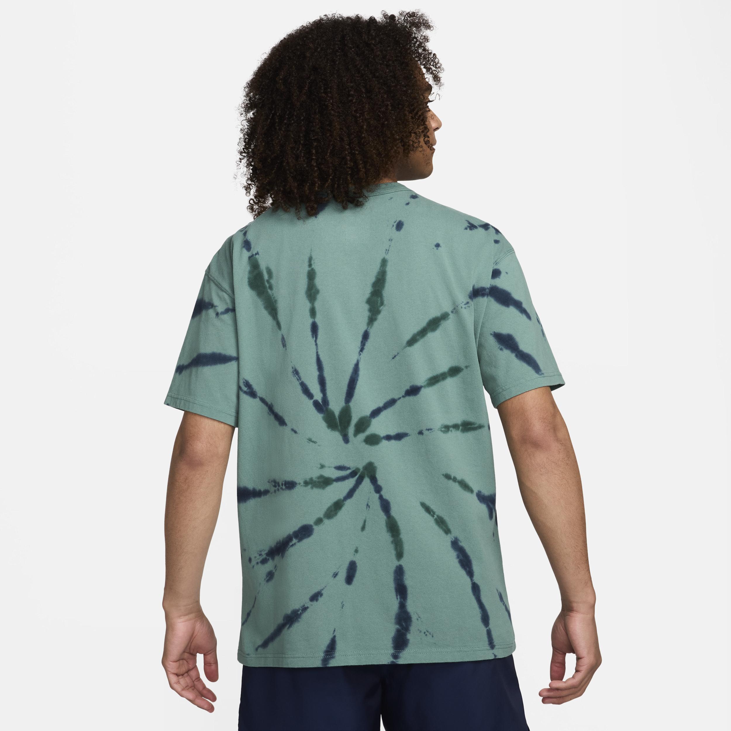 Nike Sportswear Premium Essentials Men's Max90 T-Shirt Product Image
