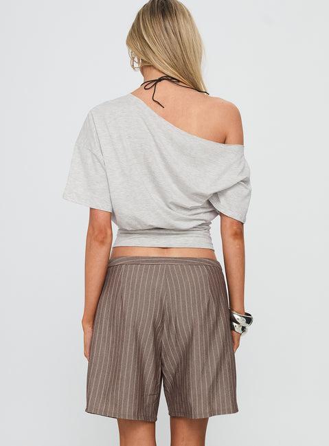Sarun Short Pinstripe Brown Product Image