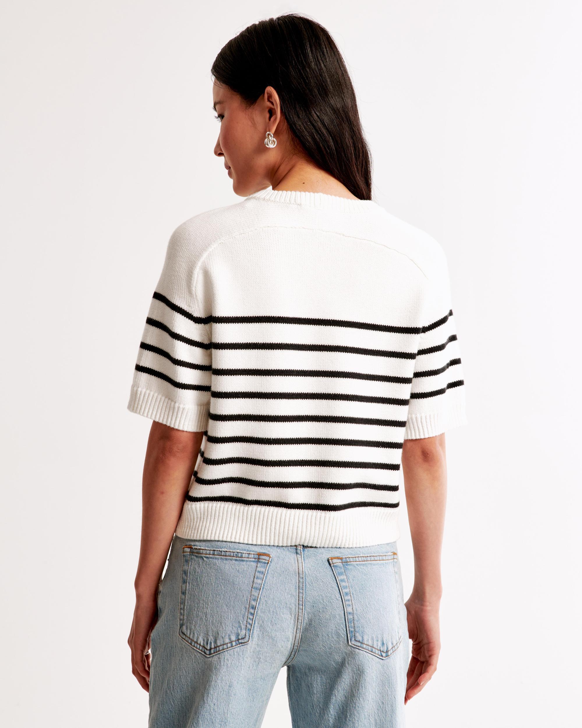 Abercrombie & Fitch | Authentic American clothing since 1892 Product Image