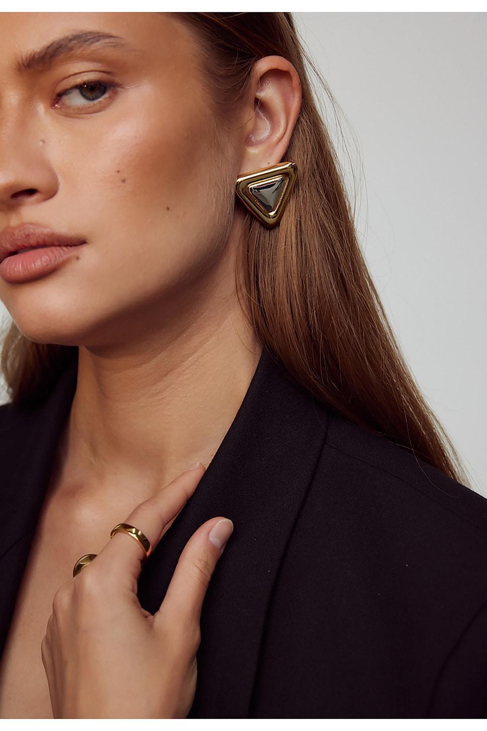 Louvre Earrings Cendre Product Image