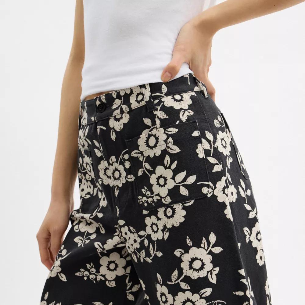 Floral Printed Pants In Regenerative Cotton Product Image