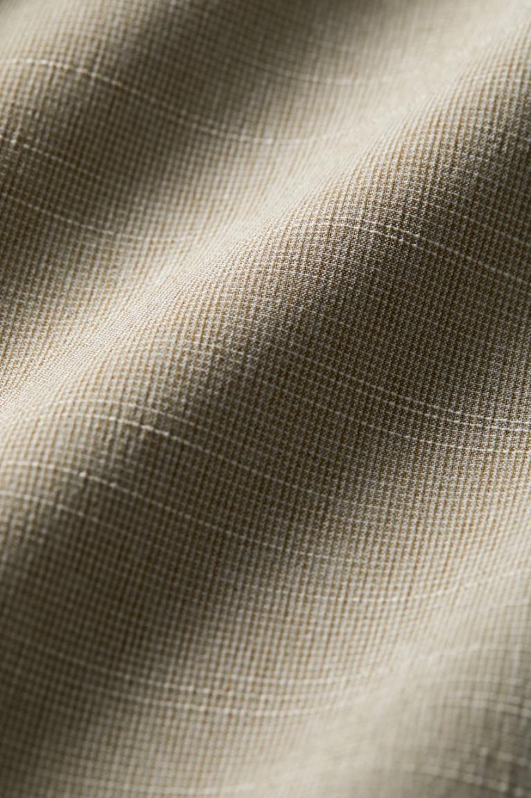 Banks Hybrid Short Product Image