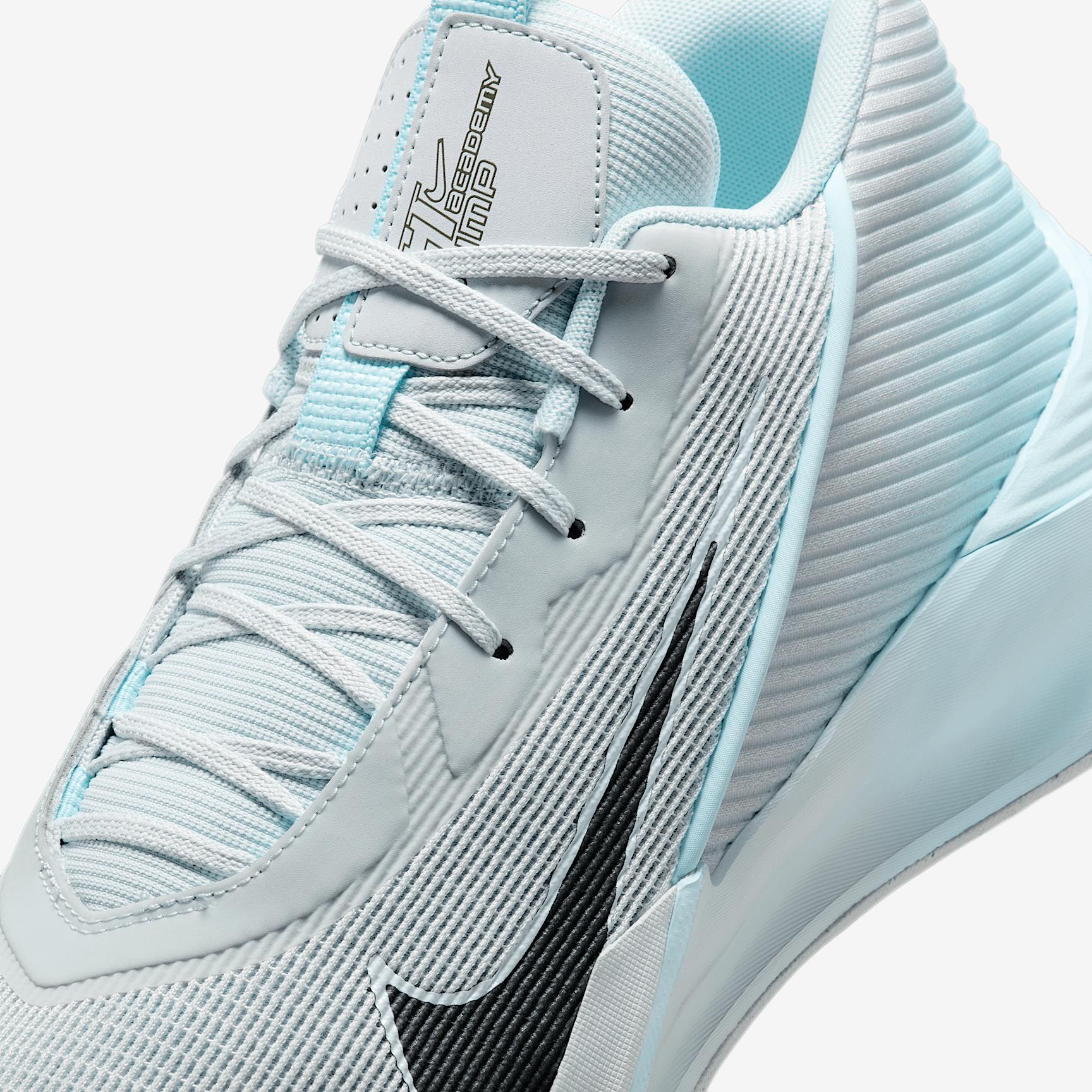 Nike G.T. Jump Academy Basketball Shoes Product Image