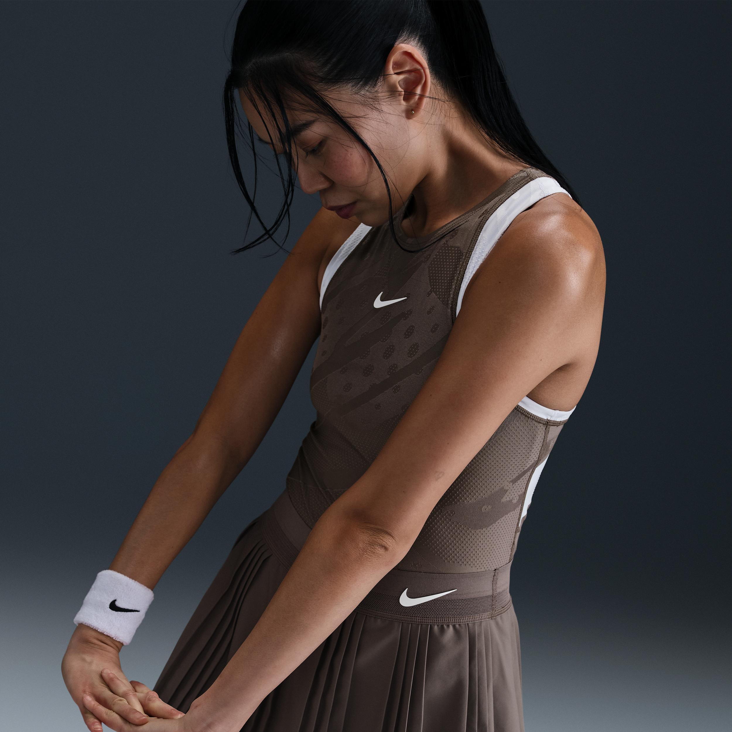 NikeCourt Slam Women's Dri-FIT Tennis Tank Top Product Image