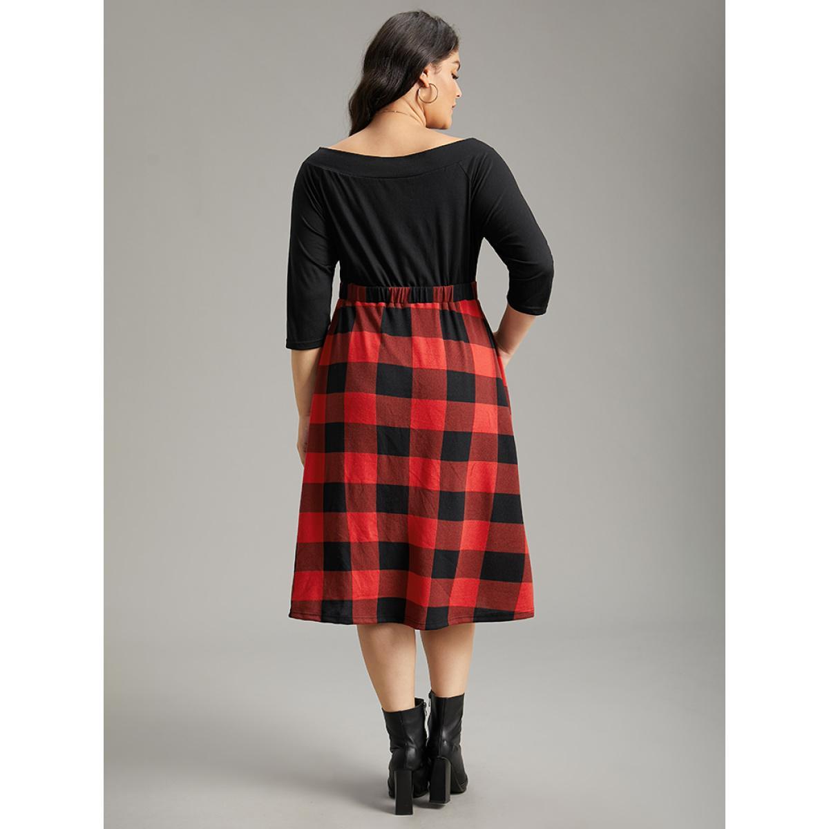 Plus Size Plaid Pocket Boat Neck Patchwork Dress Black Women Elegant Printed Boat Neck Elbow-length sleeve Curvy Midi Dress BloomChic 12/L Product Image