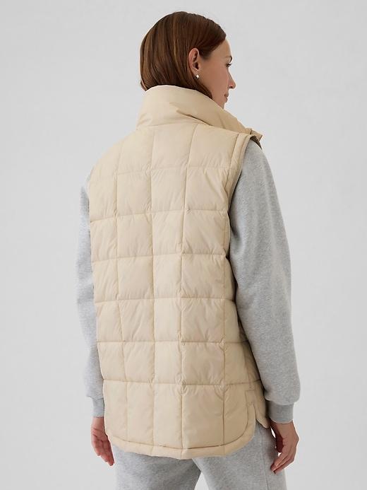 Recycled Lightweight Quilted Puff Vest Product Image