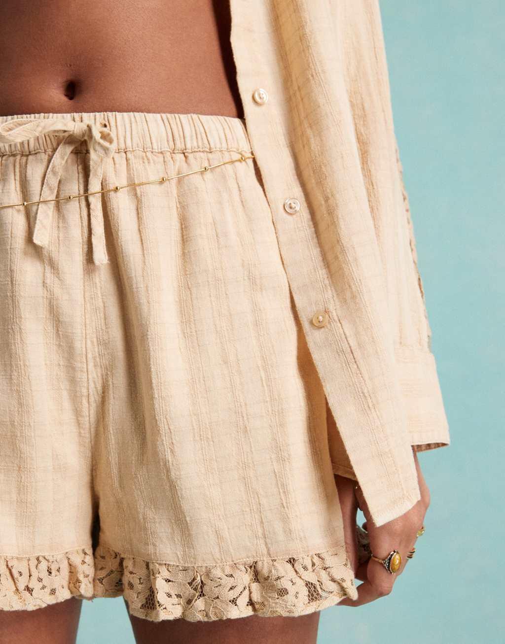 Miss Selfridge textured lace mix frill hem shorts in cream - part of a set Product Image