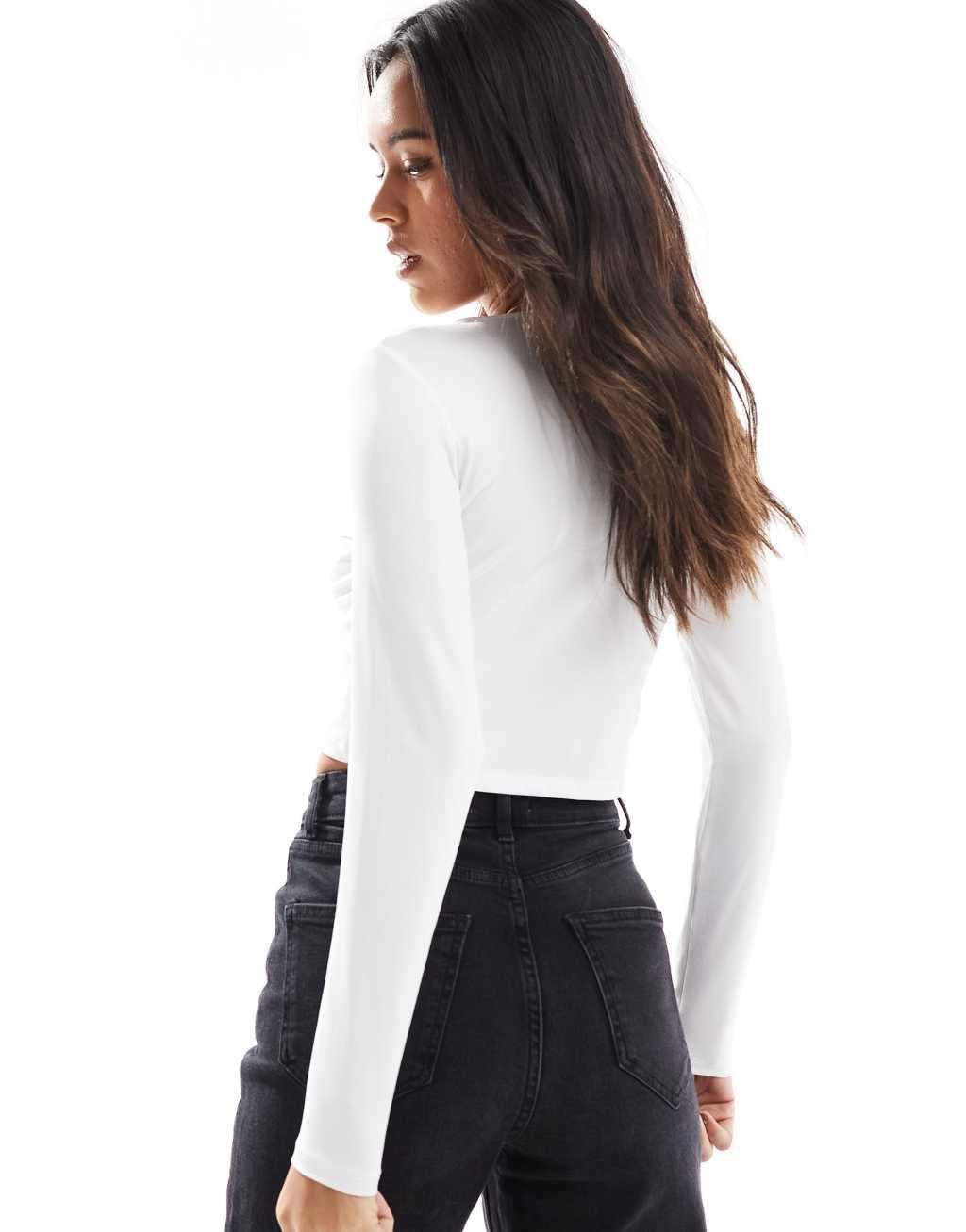 Stradivarius cropped fitted cardigan in white Product Image