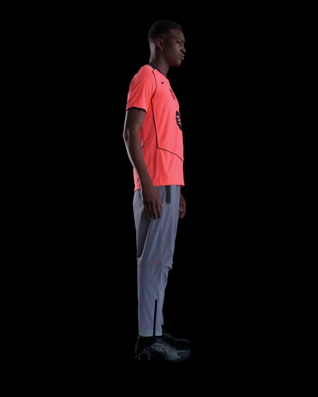 FC Barcelona 2025/26 Stadium Third Men's Nike Dri-FIT Total 90 Soccer Replica Jersey Product Image