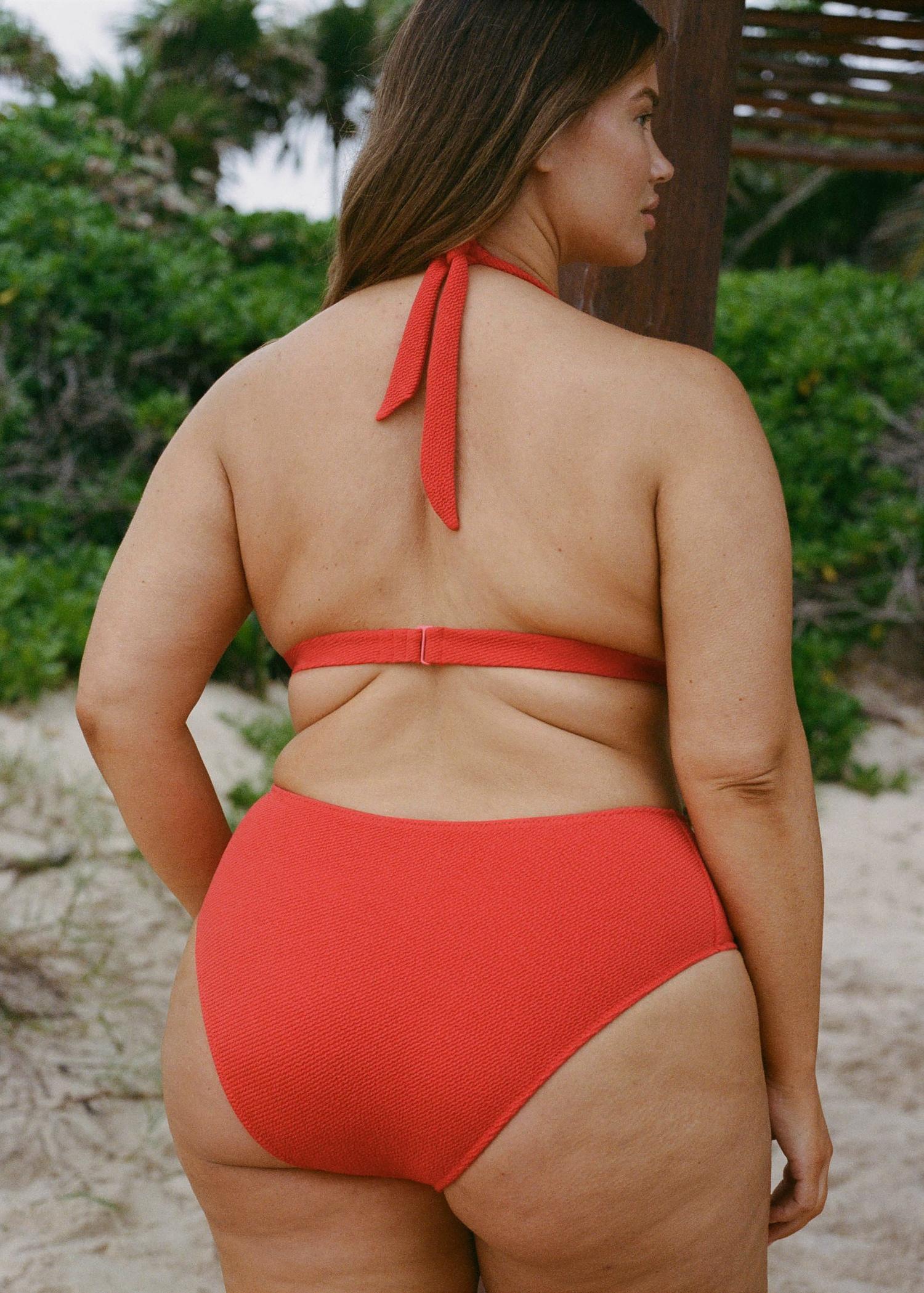 Textured bikini top with decorative ring - Women | MANGO USA Product Image