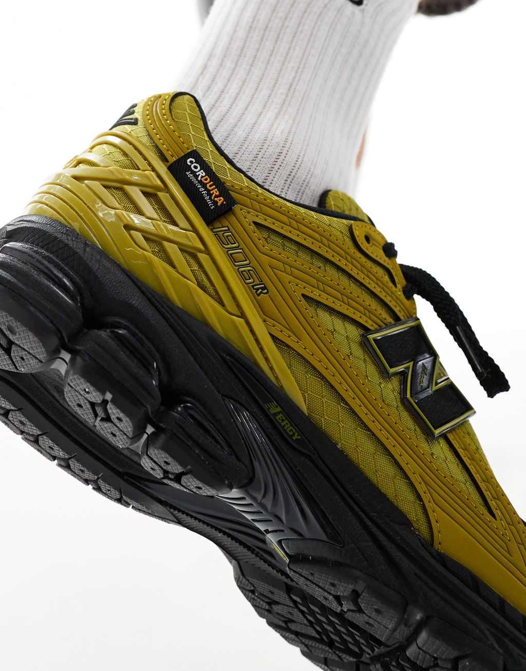 New Balance 1906 sneakers in tan with black details Product Image