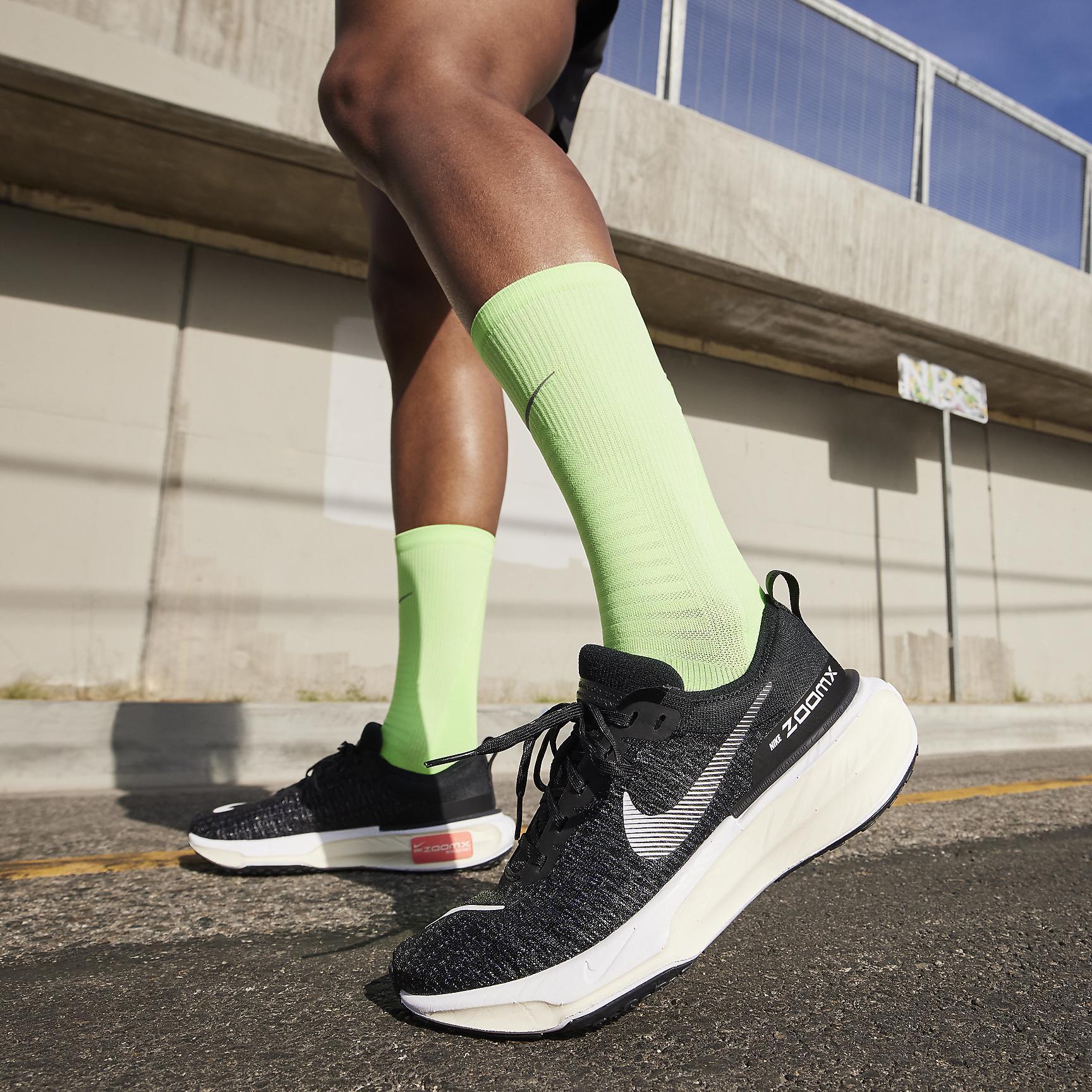 Nike Invincible 3 Women's Road Running Shoes Product Image