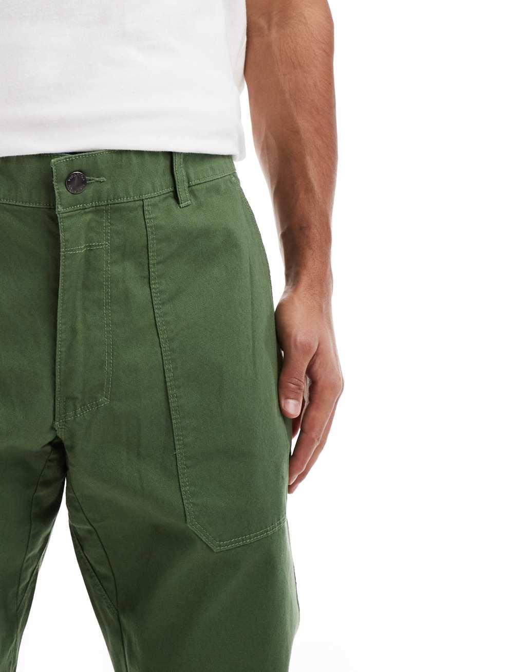 Columbia Flex utility pants in green Product Image