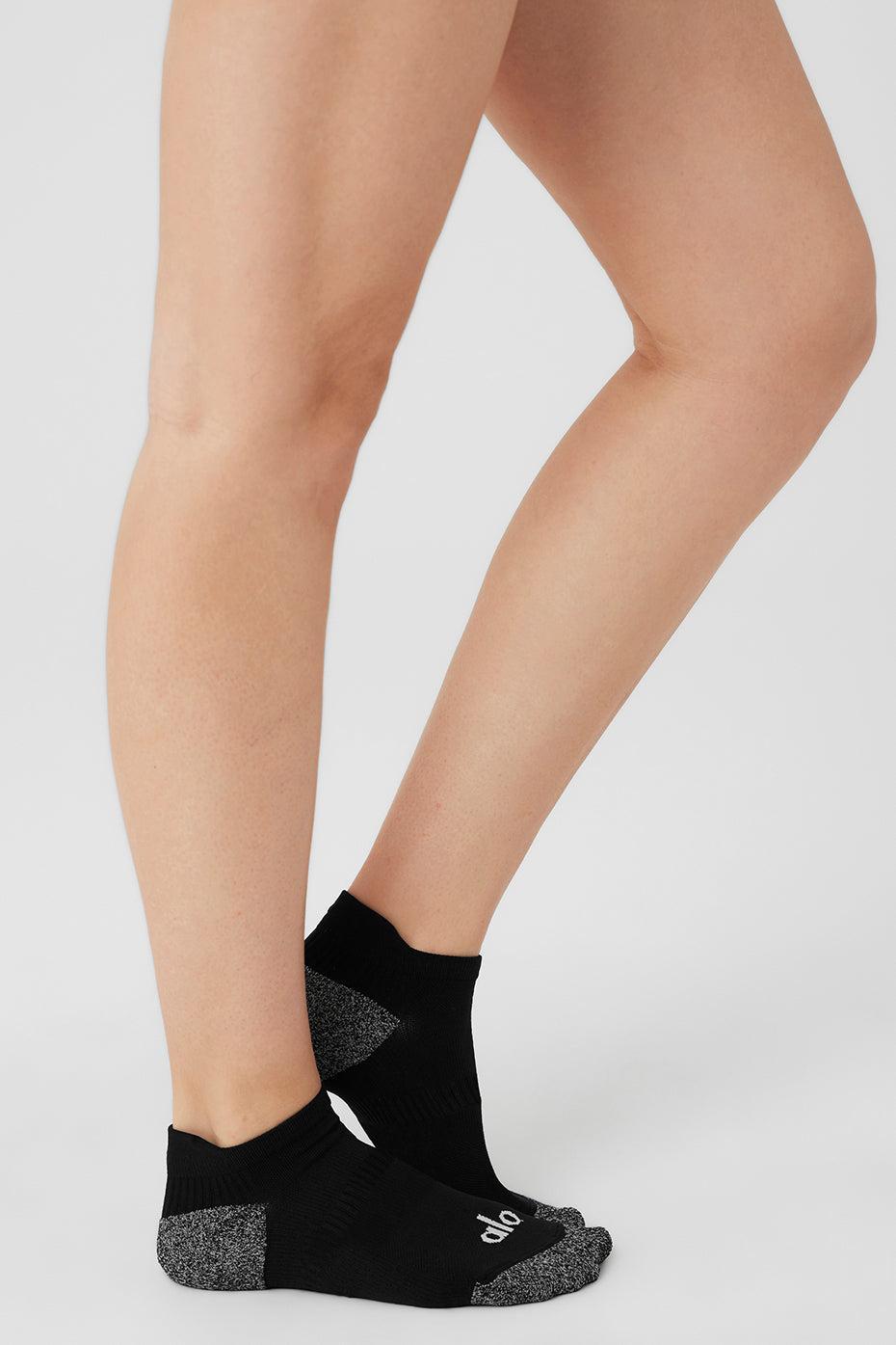 Alo Yoga | Womens Performance Tab Socks Size: M/L (8-11) Product Image