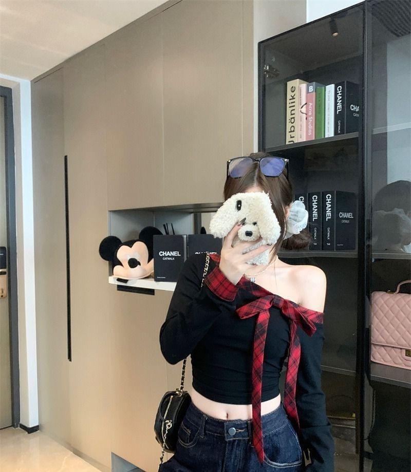 One-Shoulder Long-Sleeve Plaid Trim Bow Crop Tee Product Image