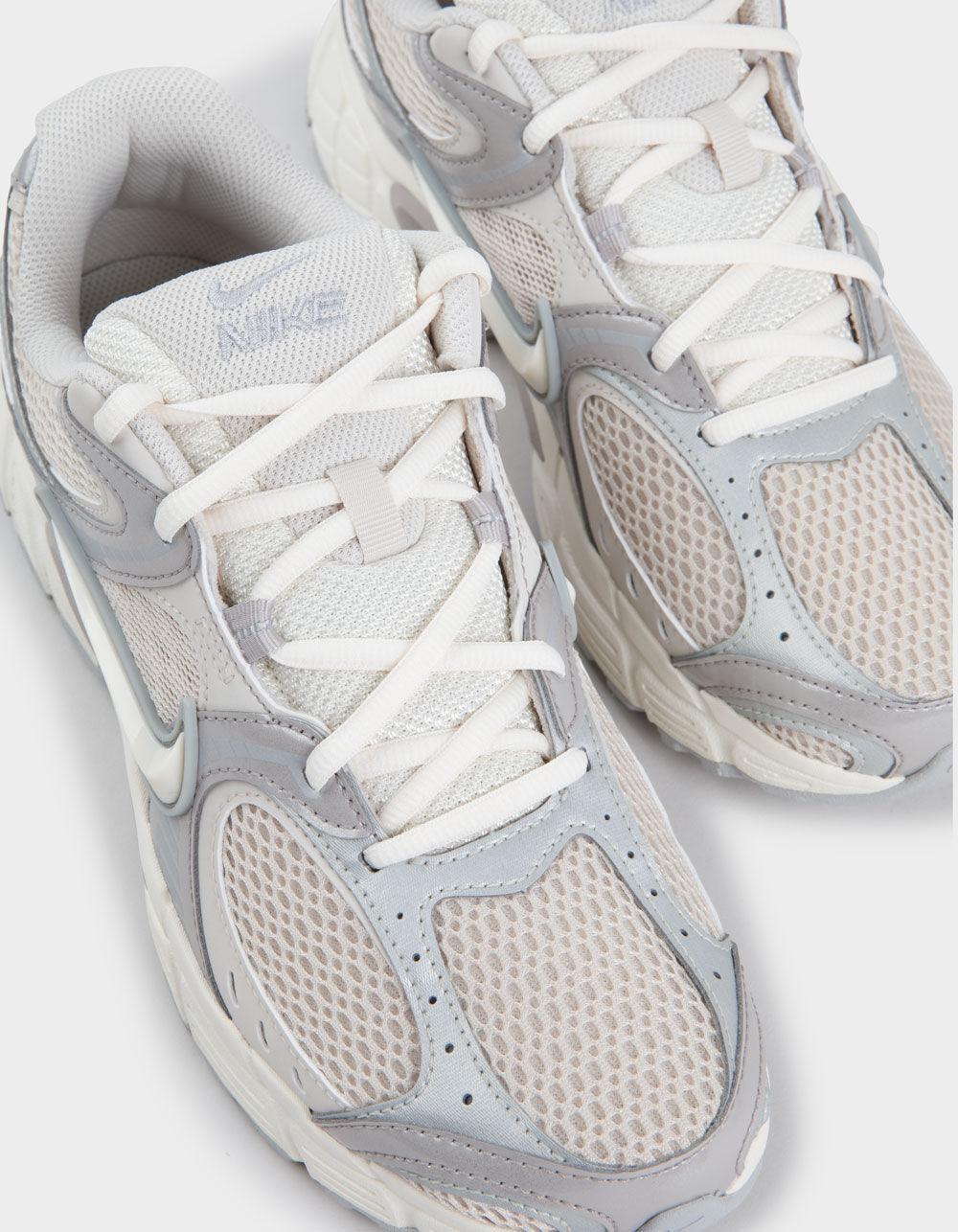 NIKE V5 RNR Mens Shoes - OATMEAL Product Image