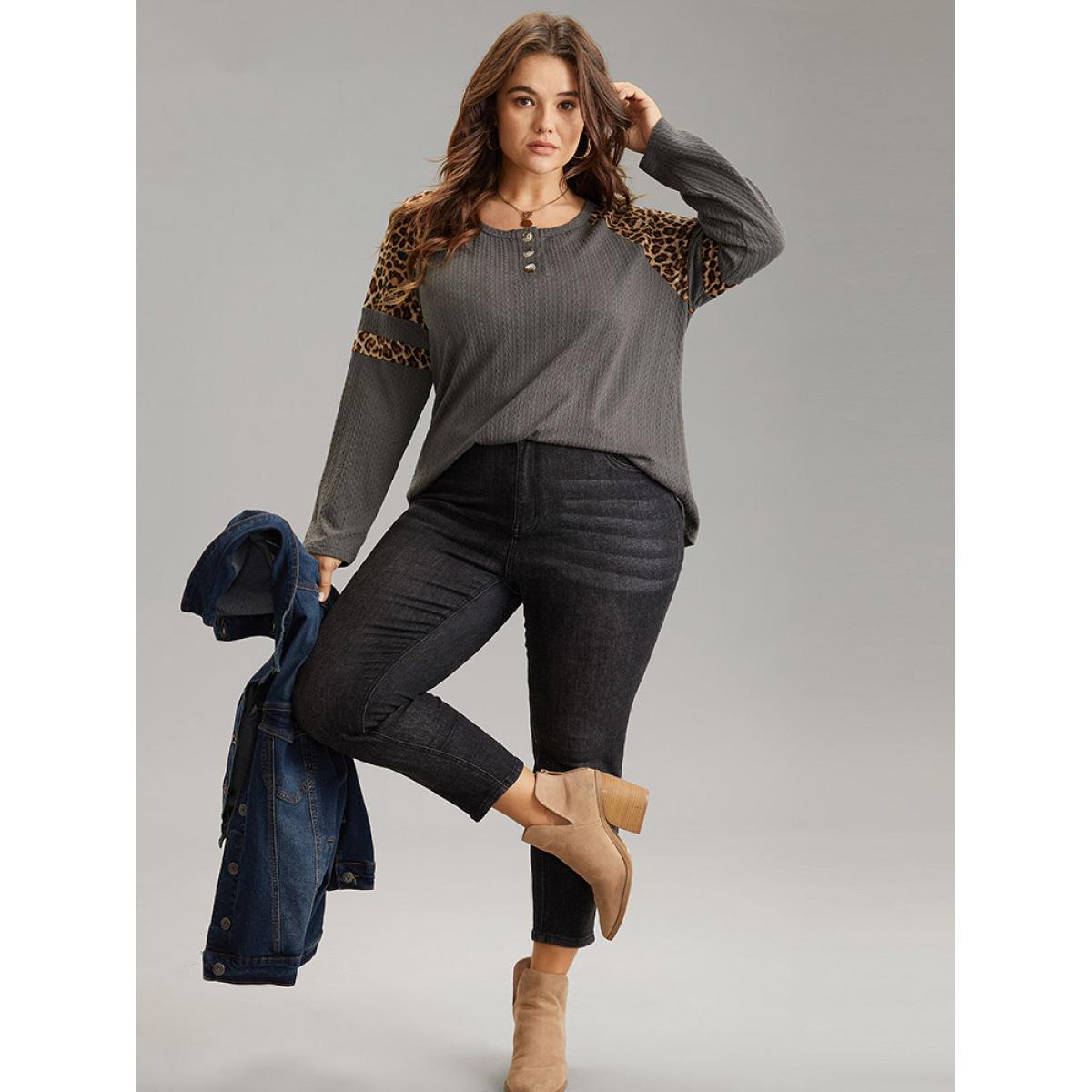 Plus Size Leopard Patchwork Contrast Jacquard T-shirt DimGray Women Casual Contrast Leopard Open Front Dailywear T-shirts BloomChic 26/4X Product Image