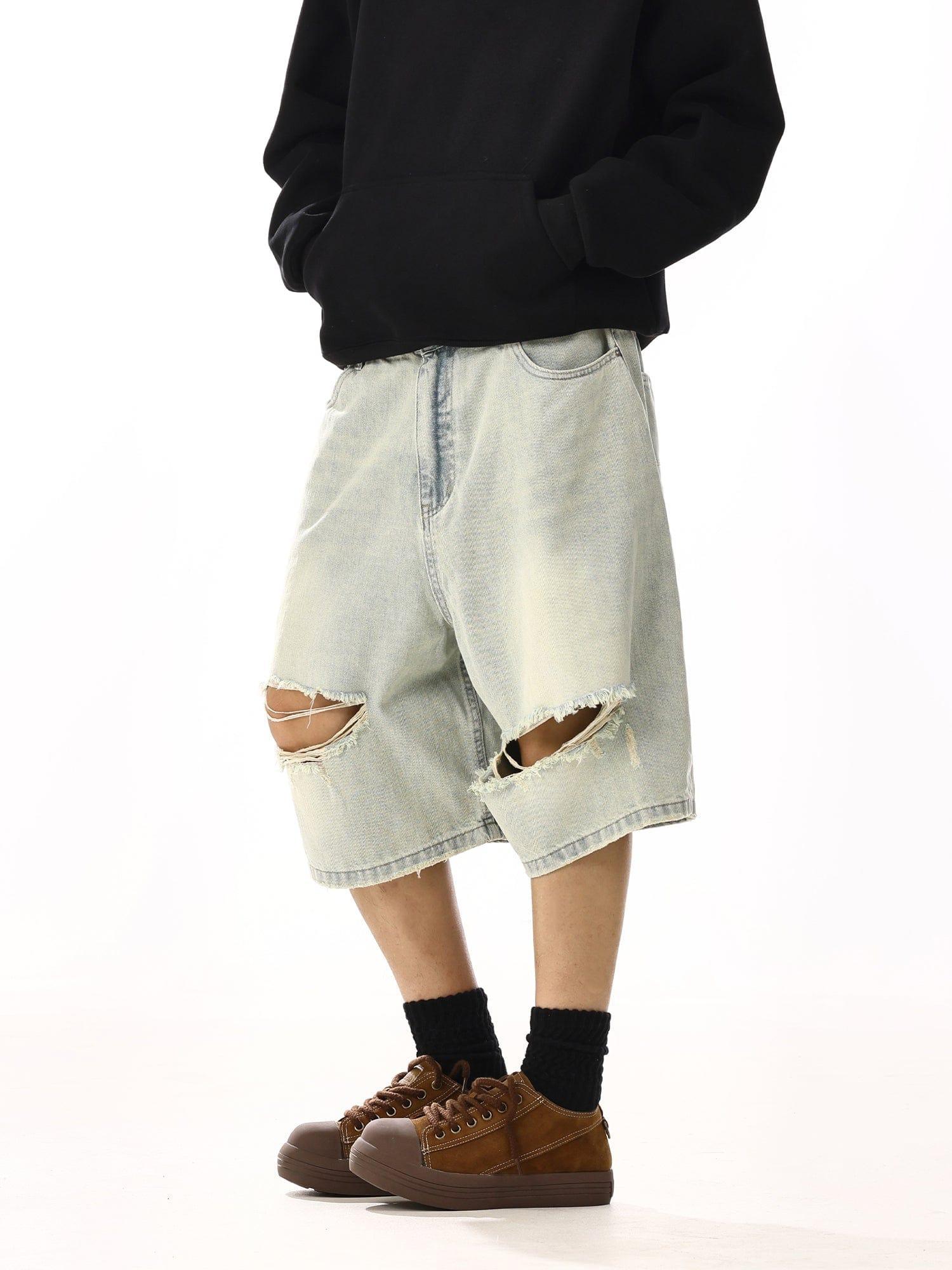 RT No. 13000 LIGHT BLUE RIPPED SHORTS Product Image