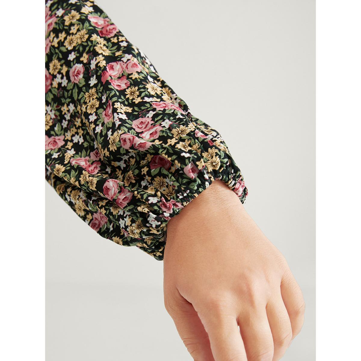 Plus Size Black Ditsy Floral Ties Lantern Sleeve Blouse Women Elegant Long Sleeve V-neck Dailywear Blouses BloomChic 30/6X Product Image