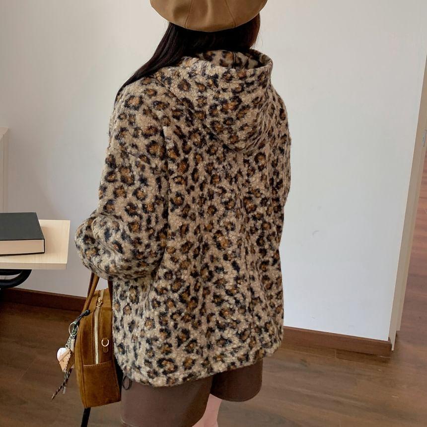 Plus Size Drop-Shoulder Leopard Print Hoodie Product Image