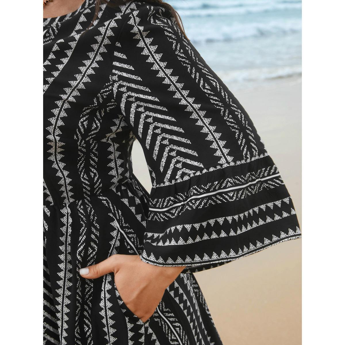 Plus Size Geo Print Stretchy-Waist Tiered Skirt Midi Dress BlackFlower Women Resort Non Flat collar with V-notch Elbow-length sleeve Curvy BloomChic 12/L Product Image