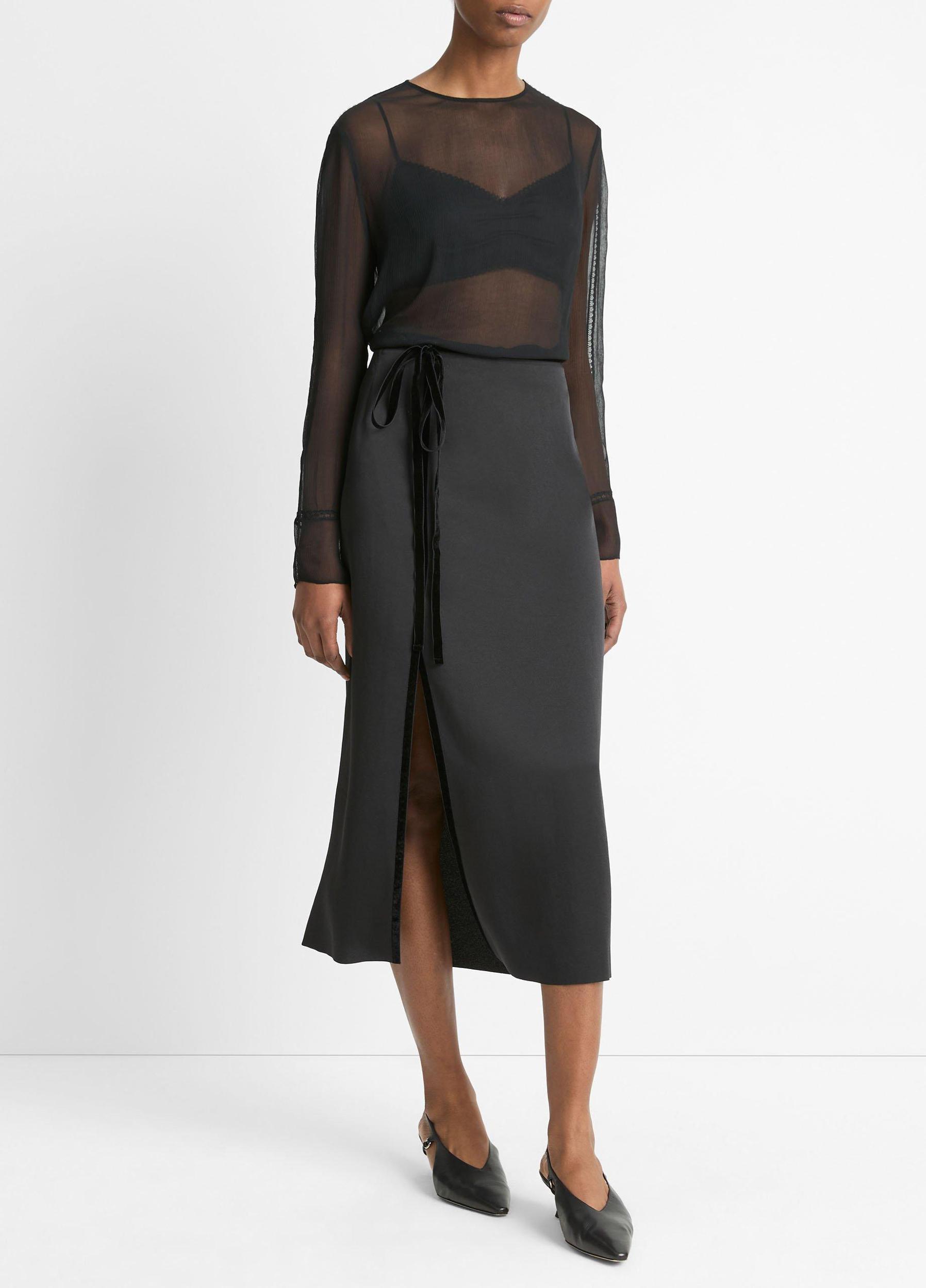 Womens Velvet-Trim Side-Slit Skirt, Black, Size 4 Vince Product Image