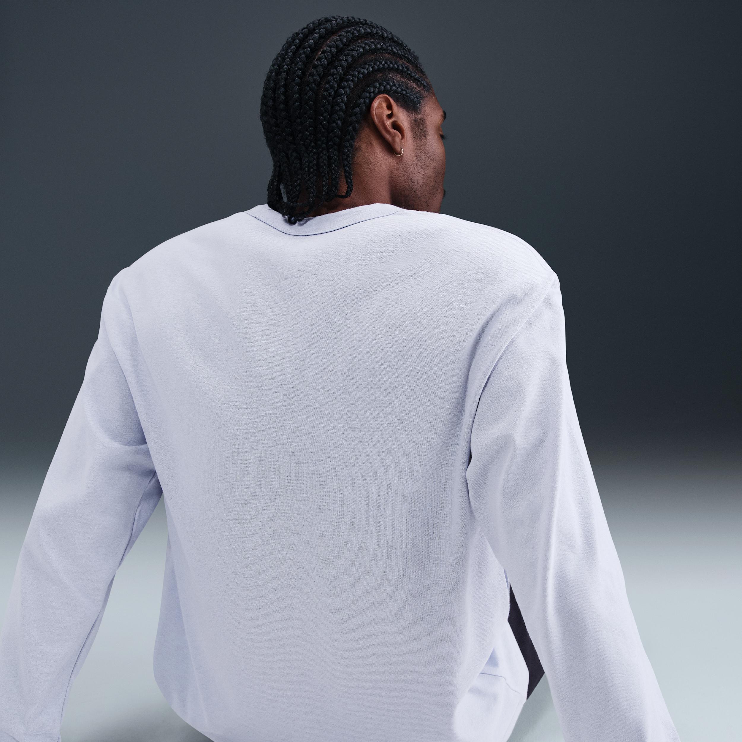 Nike Sportswear Premium Essentials Men's Long-Sleeve T-Shirt Product Image