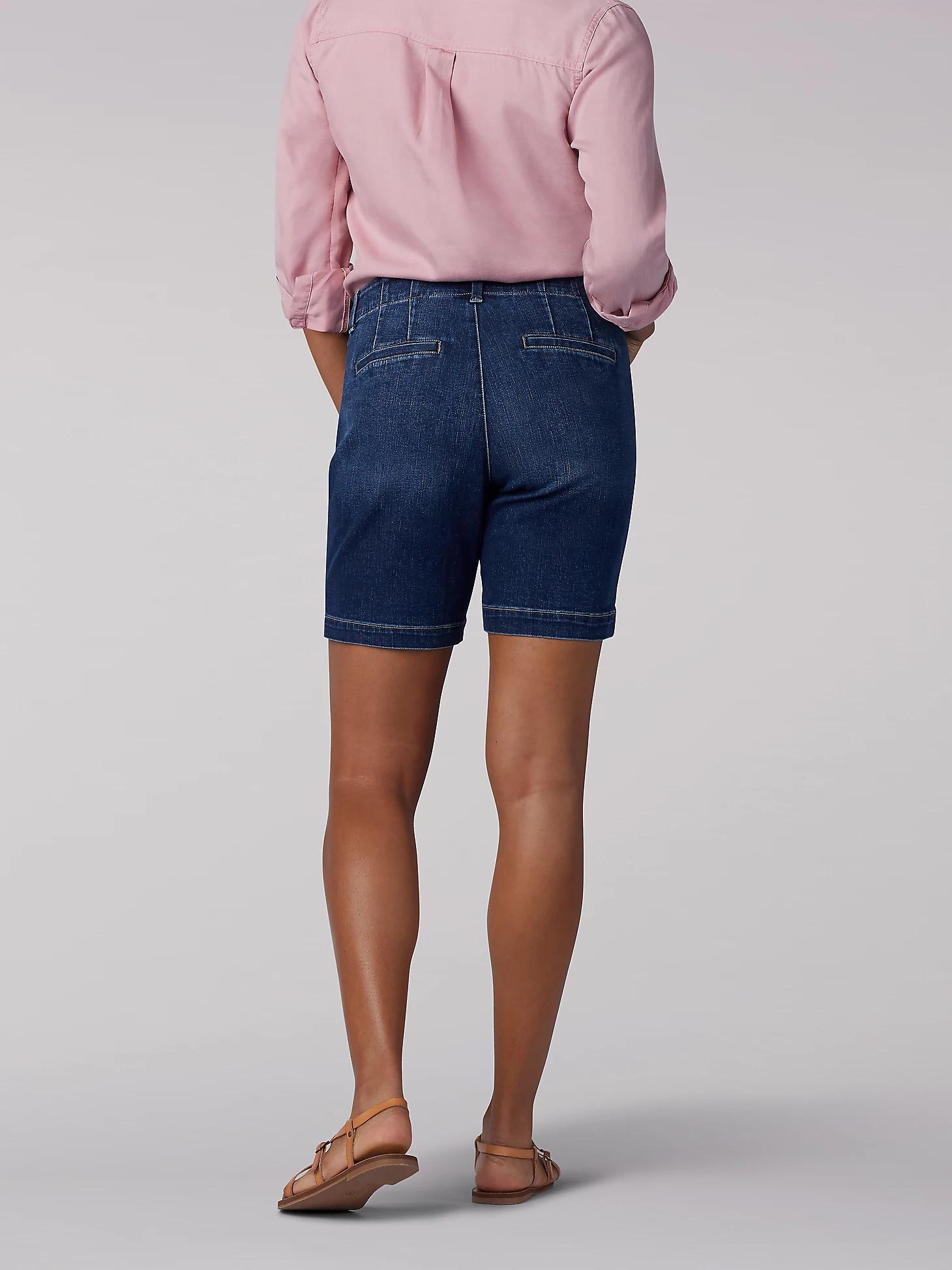 Women's Chino Walkshort | Women's Shorts | Lee® Product Image