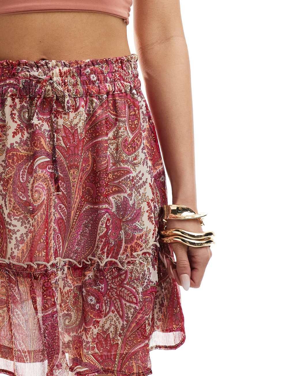 JDY mini skirt in paisley pink Product Image