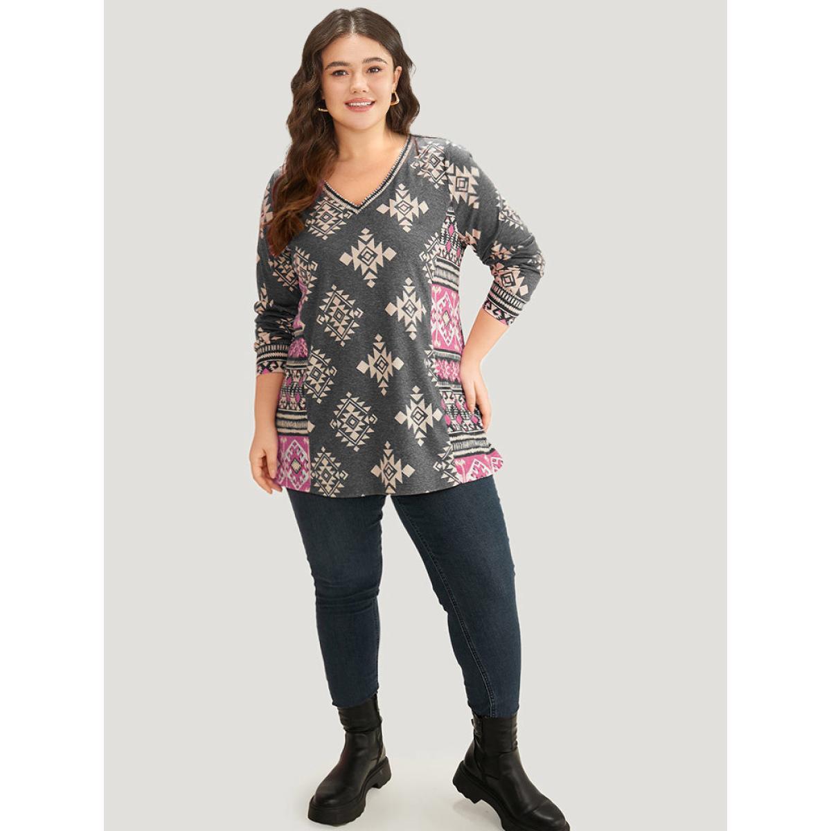 Plus Size Boho Print V Neck T-shirt BlackFlower Women Casual Printed Bohemian Print V-neck Dailywear T-shirts BloomChic 14-16/1X Product Image