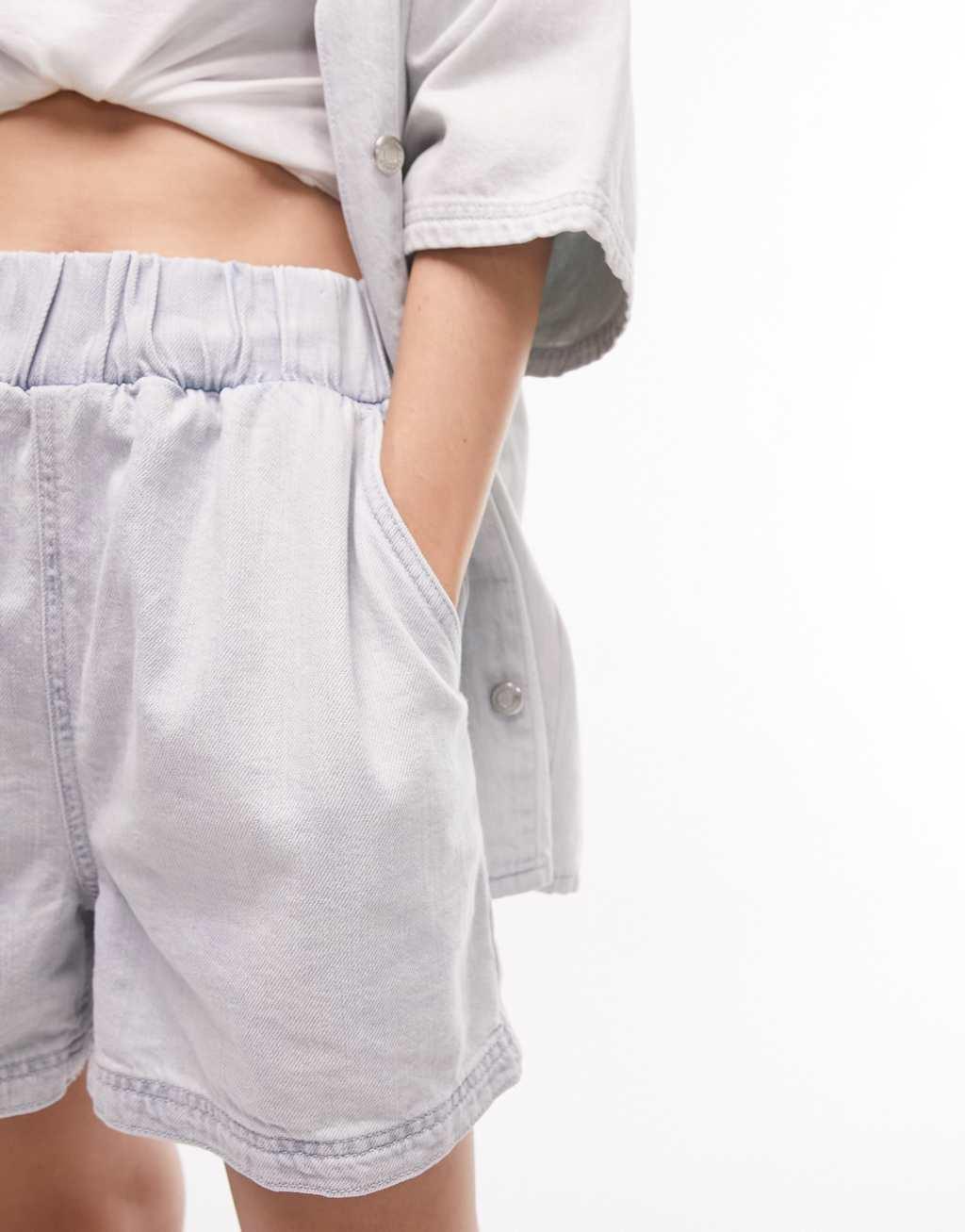 Topshop pull-on cotton blend denim shorts Product Image