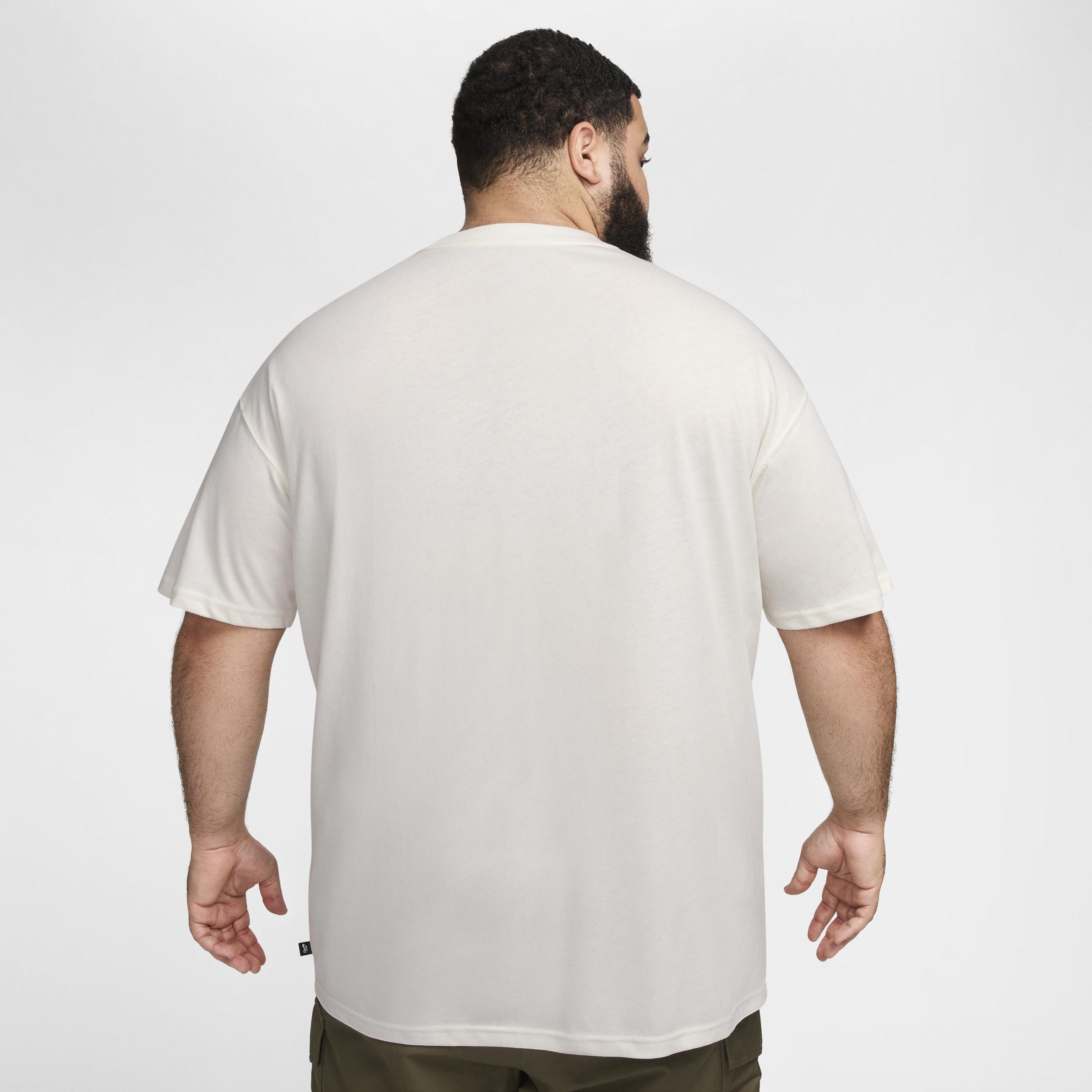 Men's Nike SB Skate T-Shirt Product Image