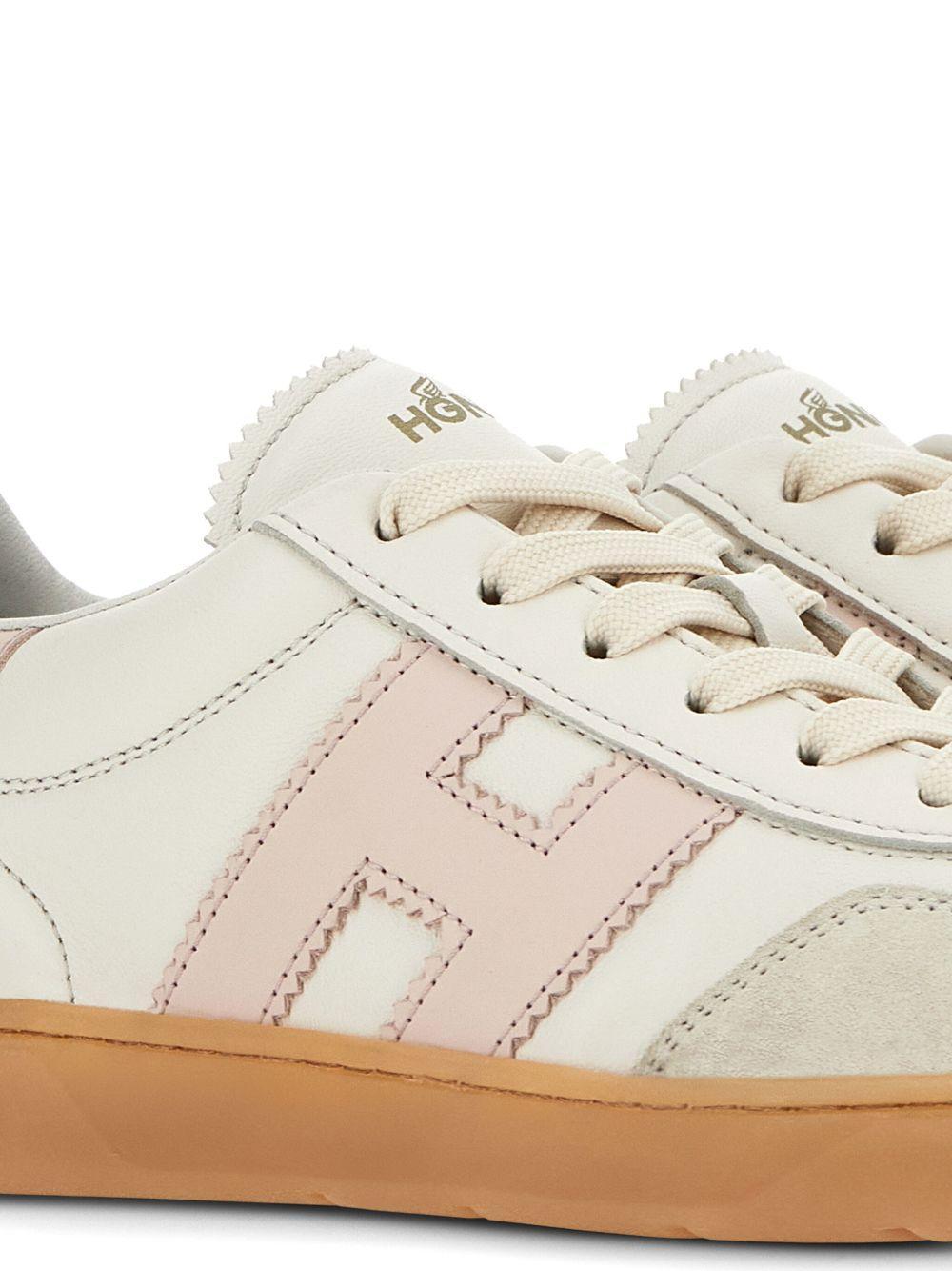 suede sneakers Product Image