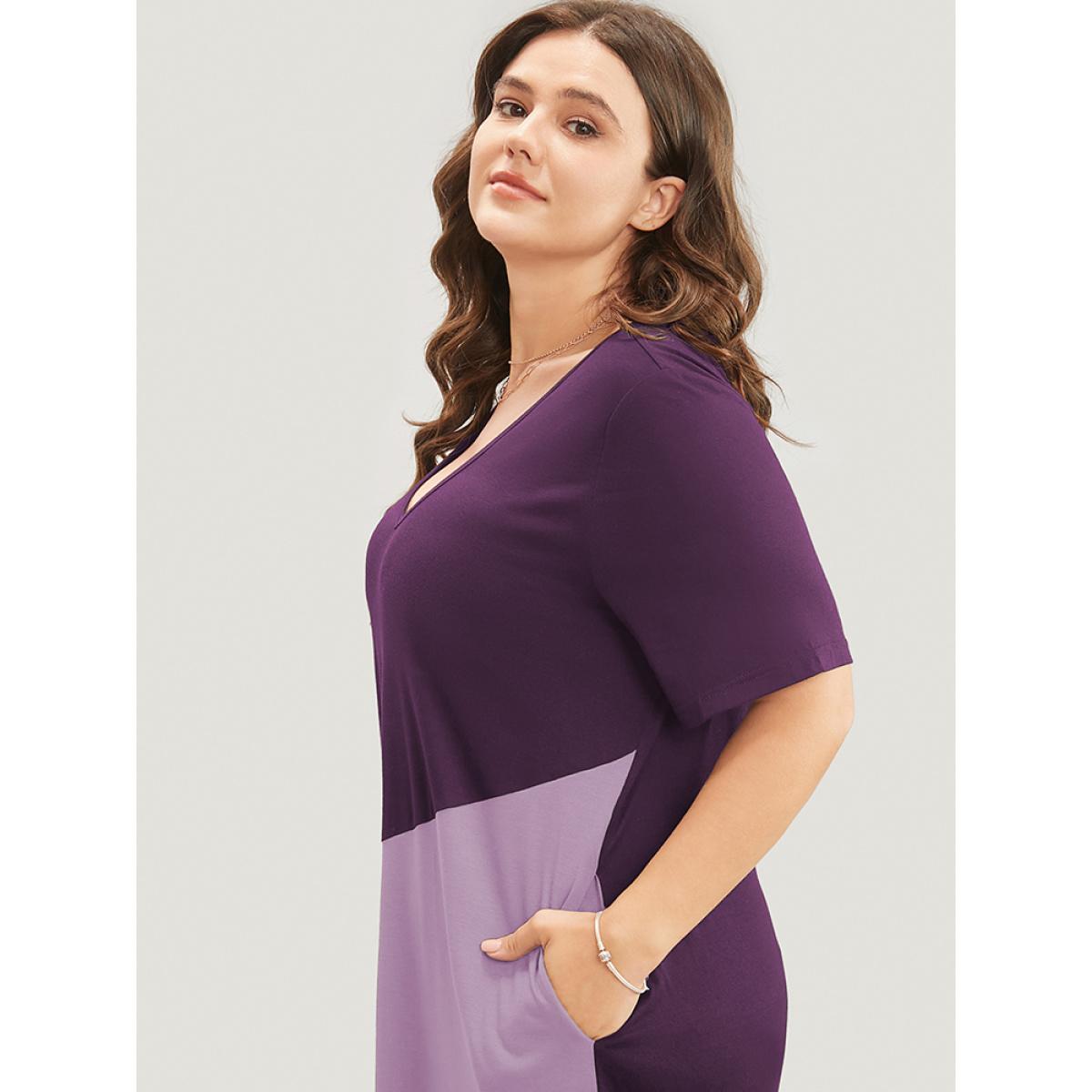 Plus Size Colorblock Contrast V Neck Pocket Split Hem Dress Eggplant Women Casual Contrast V-neck Short sleeve Curvy Midi Dress BloomChic 18-20/2X Product Image