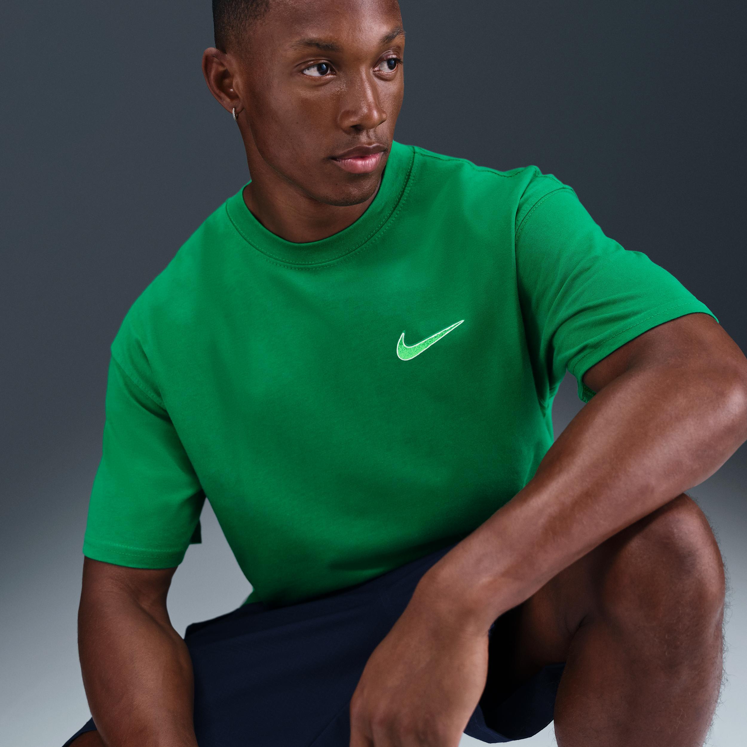 Nike Men's Max90 T-Shirt Product Image