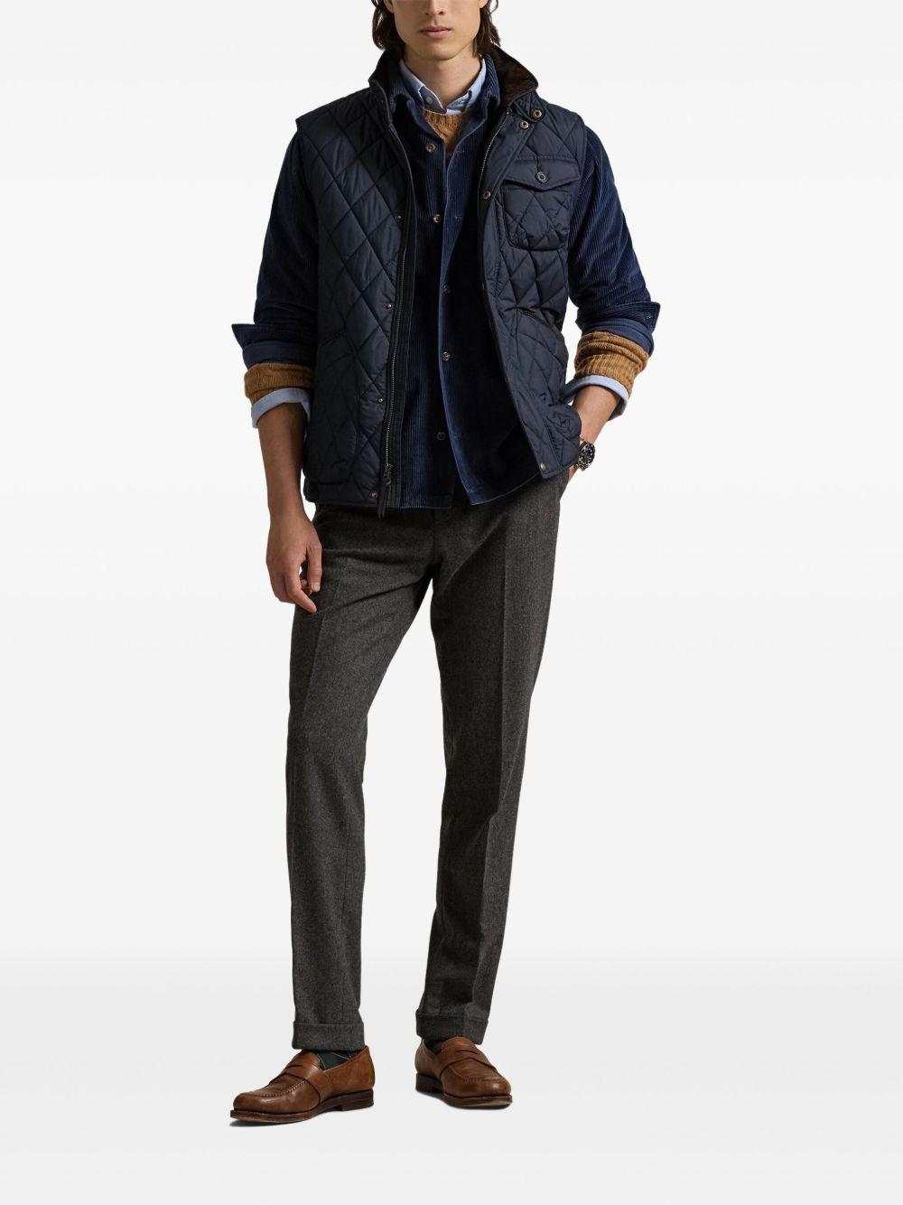 quilted gilet Product Image