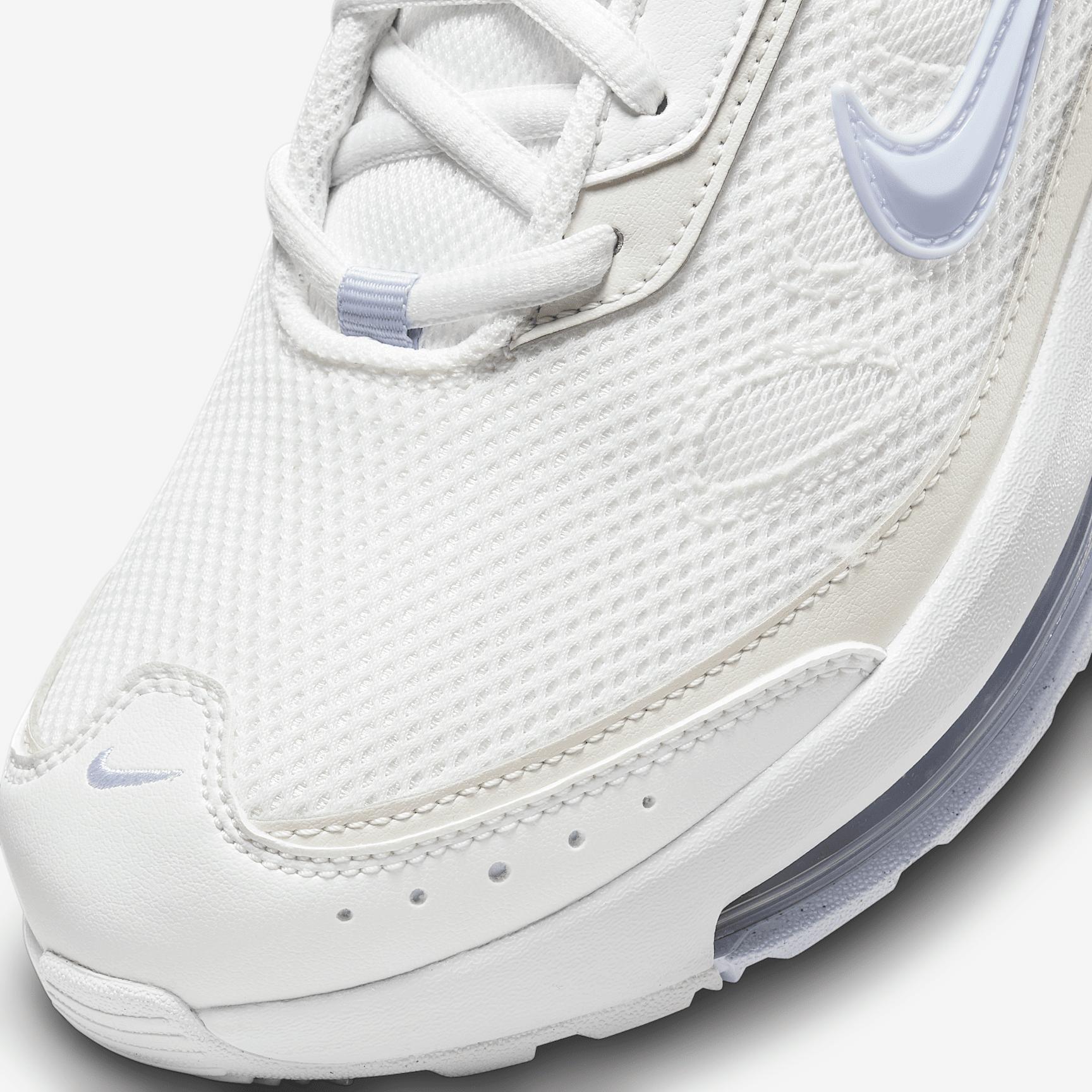 Nike Women's Air Max AP Shoes Product Image