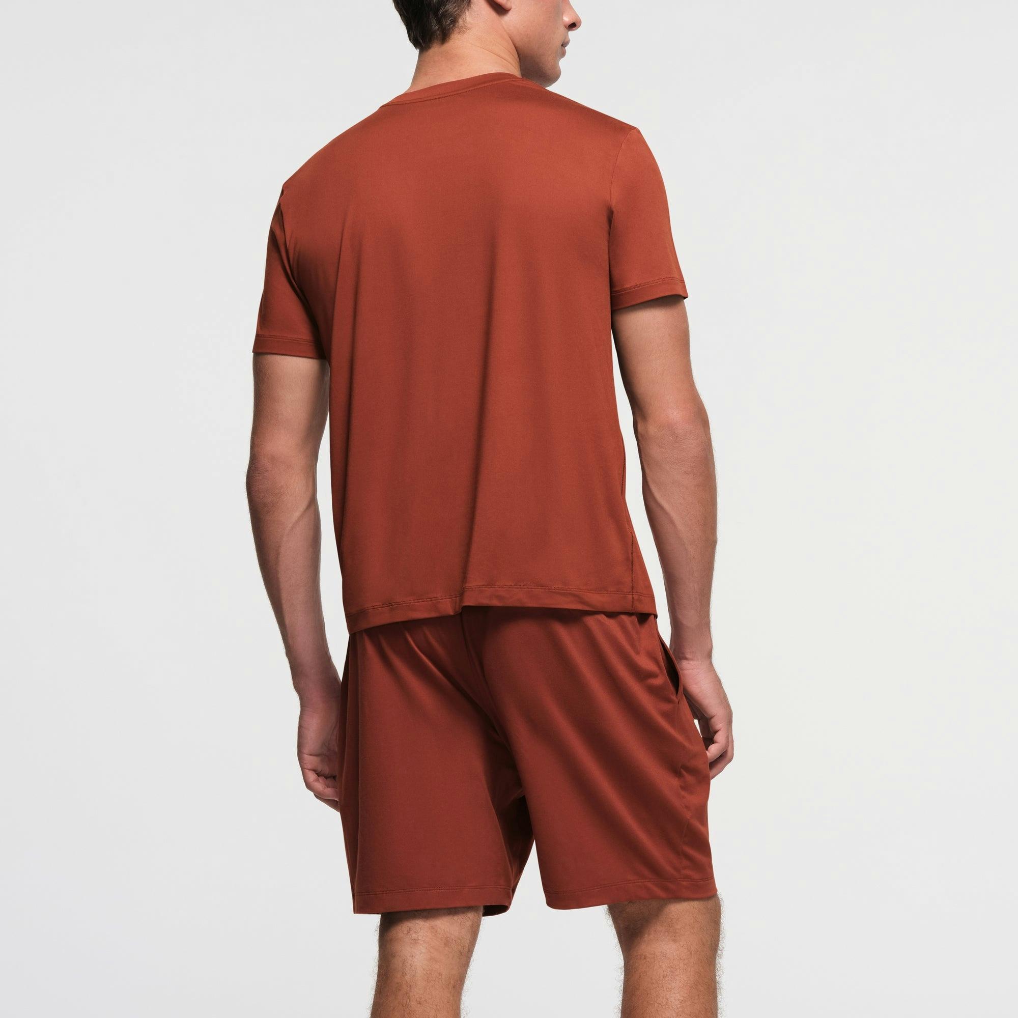 OUTDOOR JERSEY MENS CLASSIC T-SHIRT | RUST Product Image
