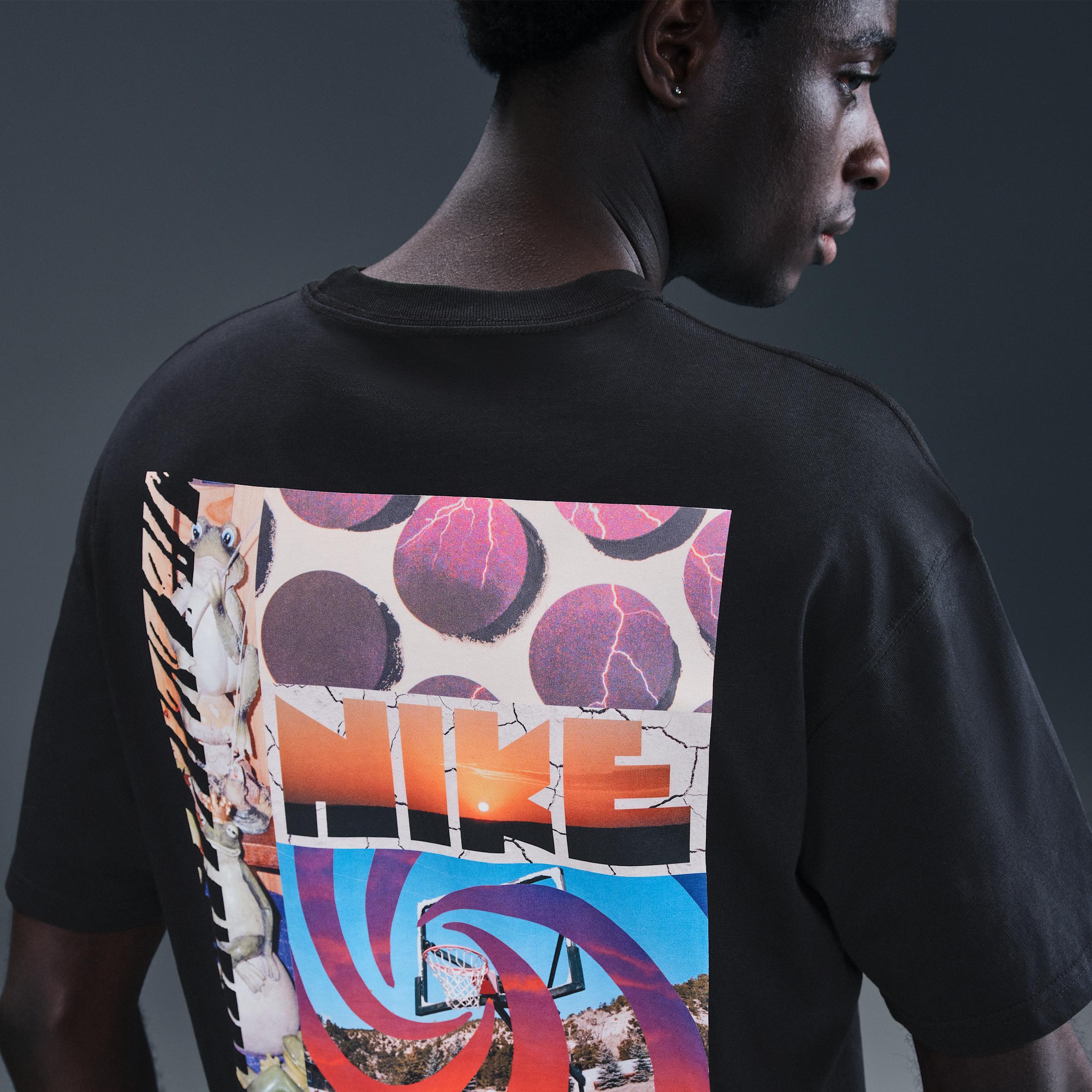 Nike Sportswear Men's Max90 T-Shirt Product Image