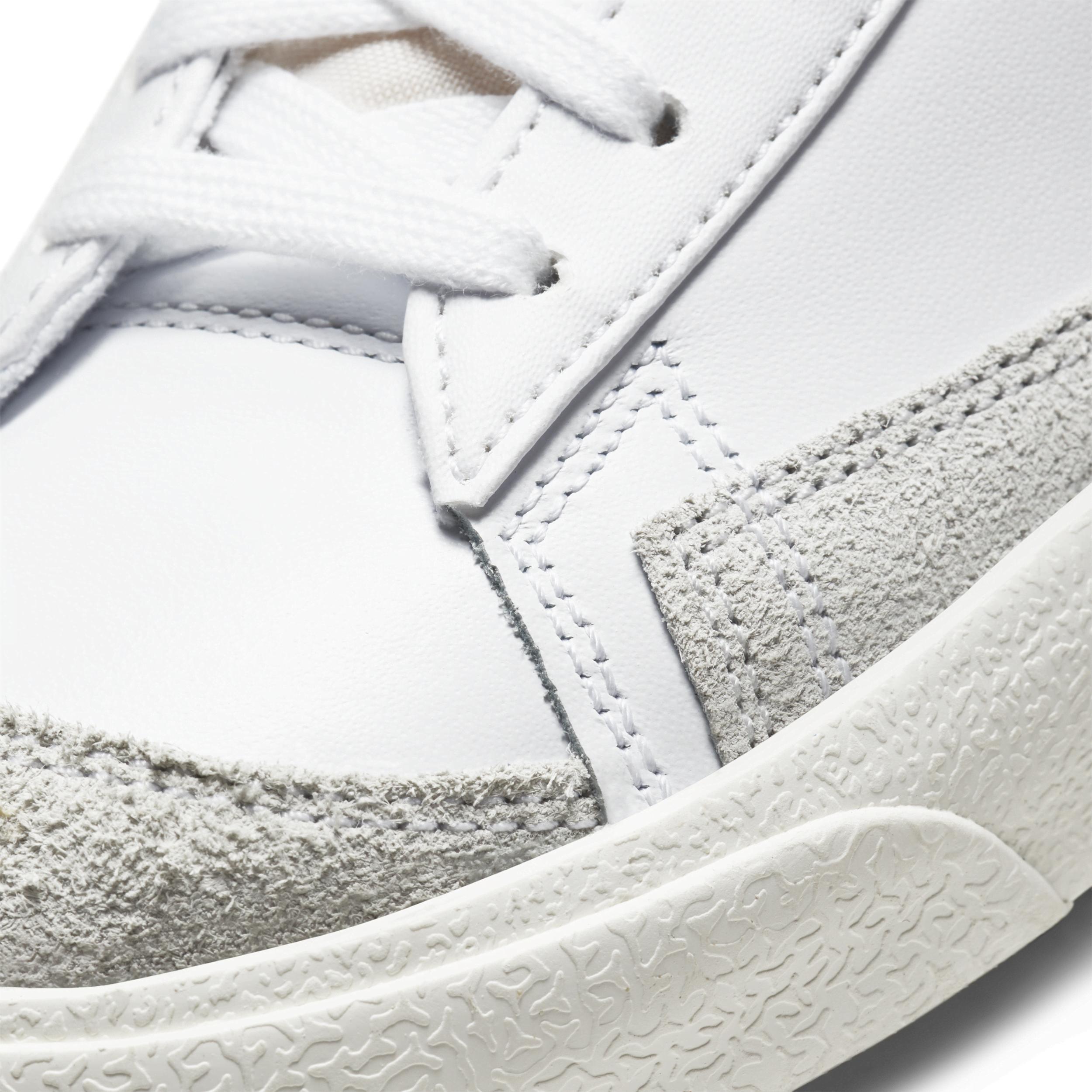 Nike Blazer Mid 77 sneakers Product Image