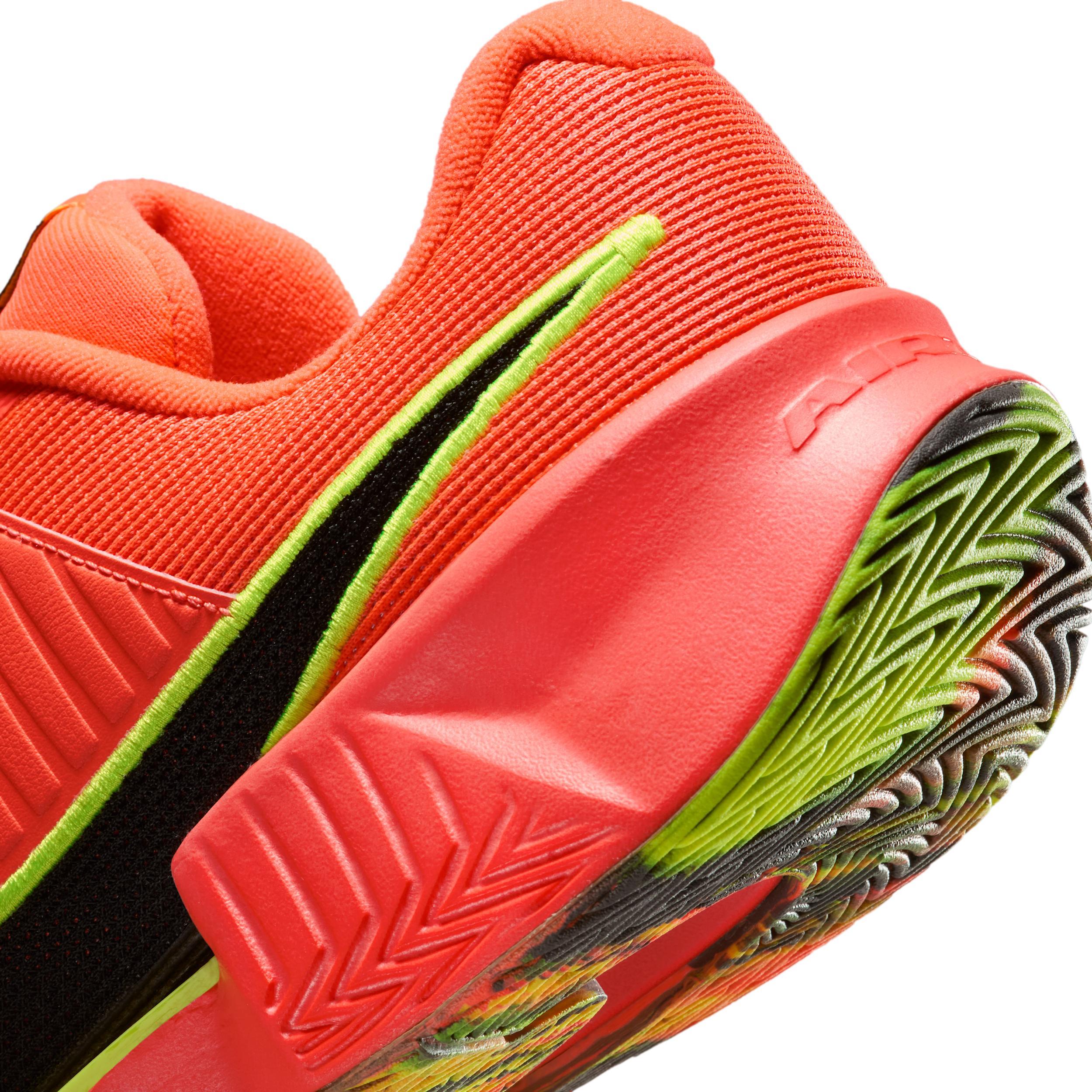 Nike Zoom Challenge Men's Pickleball Shoes Product Image