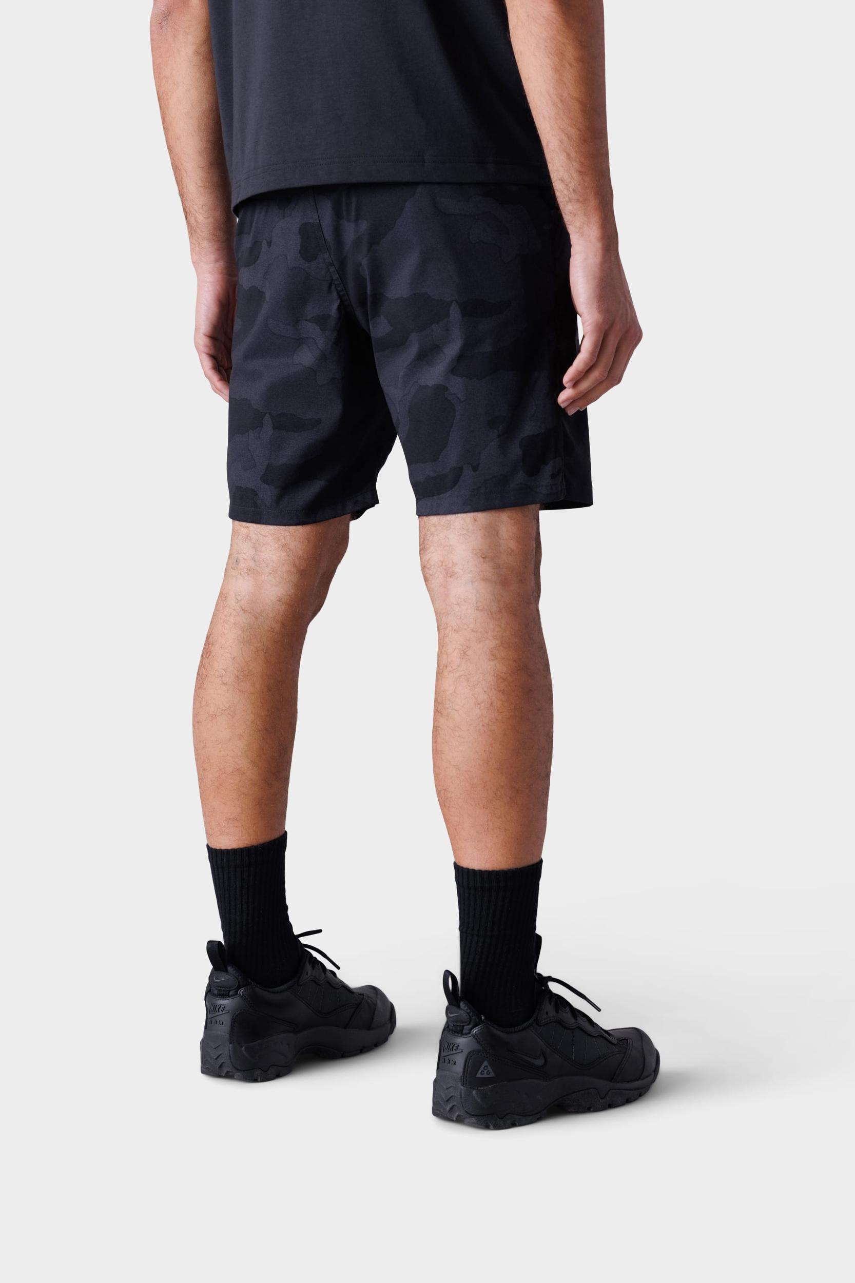 686 Men's Everywhere Featherlight Chino Short Male Product Image