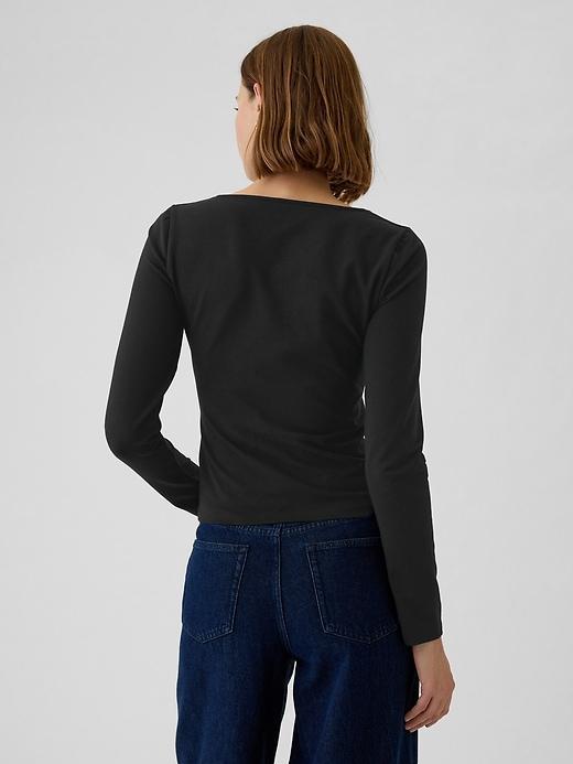 Modern Square-Neck Cropped T-Shirt Product Image
